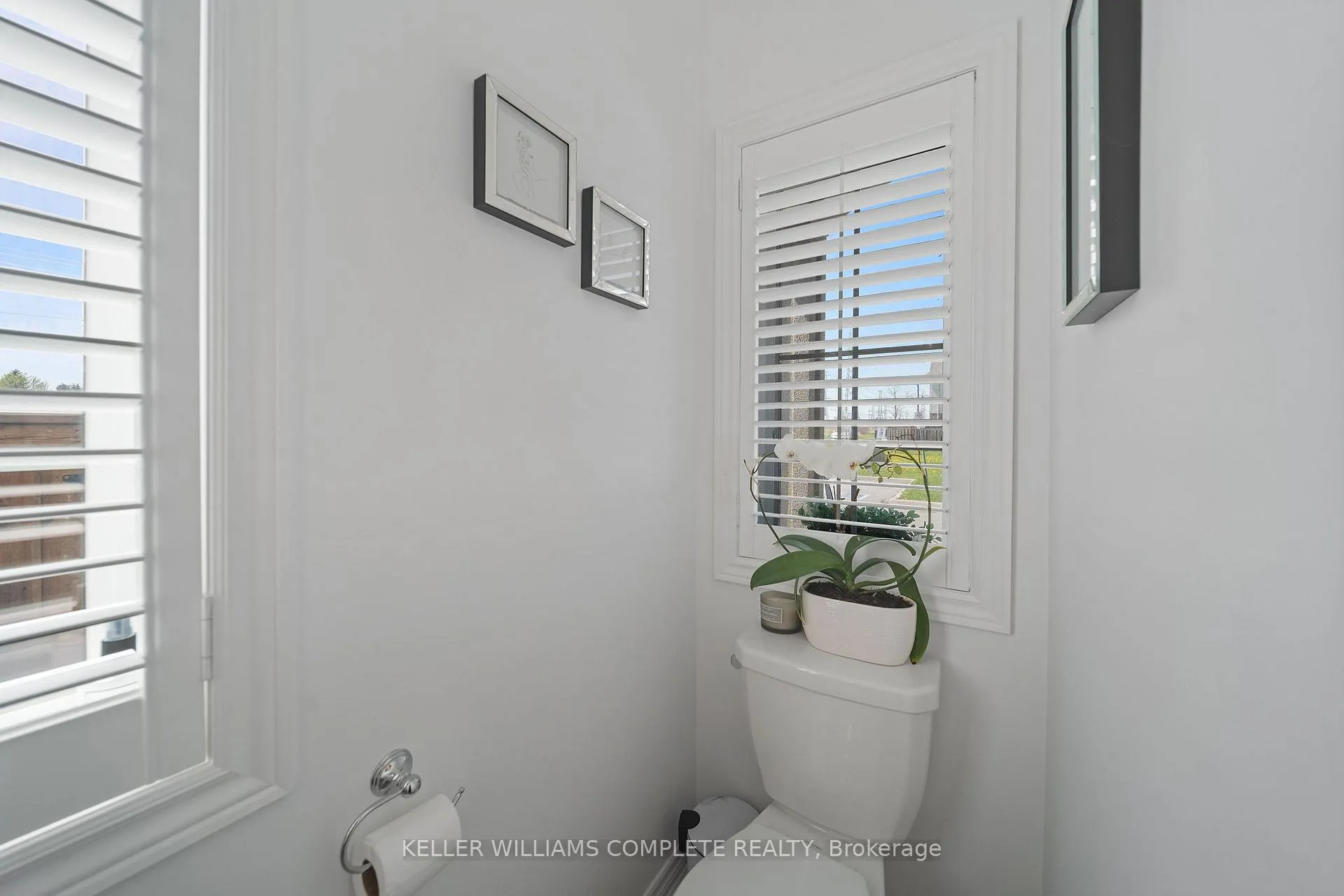 Photo 10 of Unit 16, 21 Madonna Drive, Hamilton, Villages of Glancaster — HOMEH