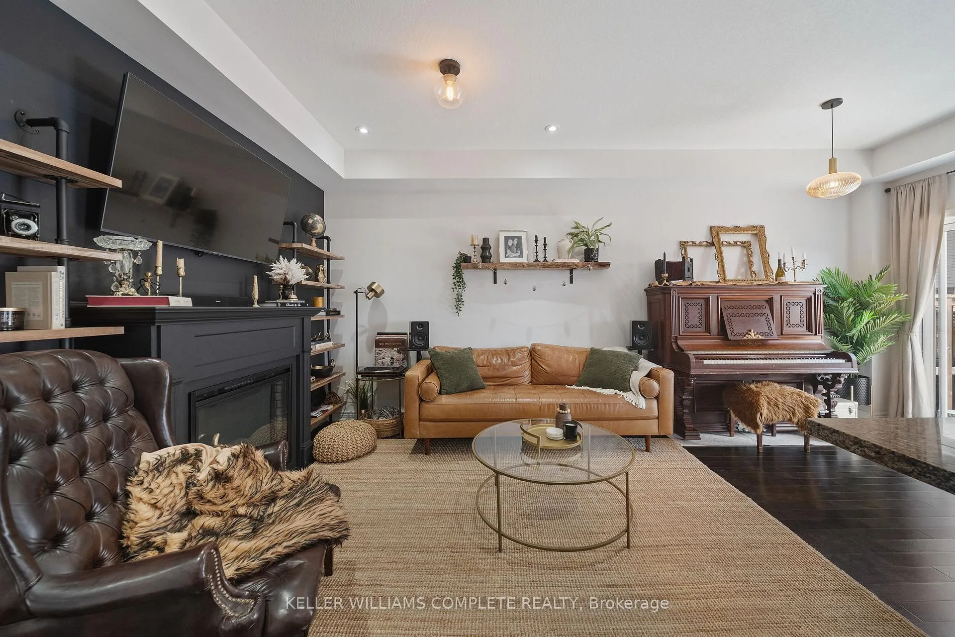 Photo 14 of Unit 16, 21 Madonna Drive, Hamilton, Villages of Glancaster — HOMEH