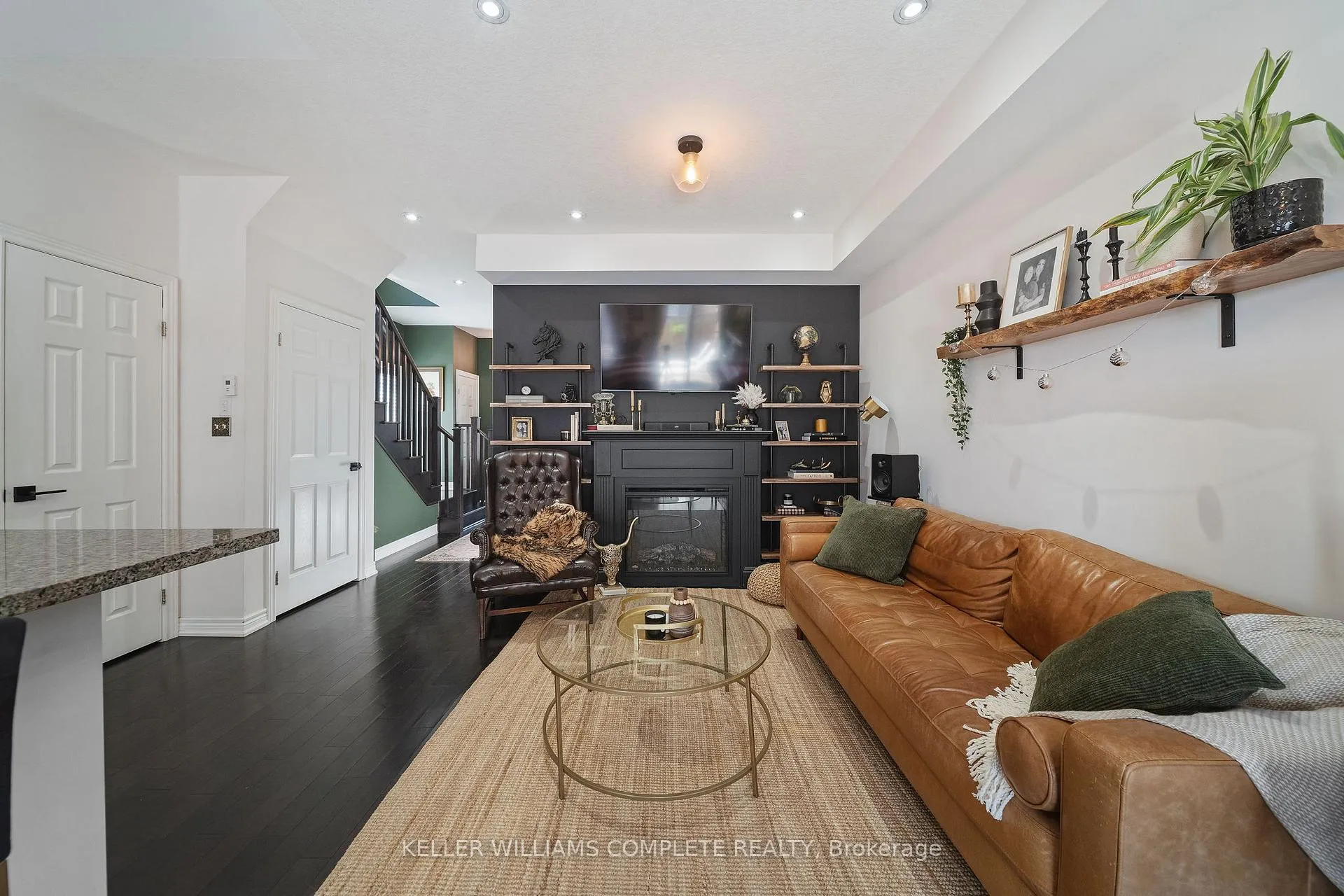 Photo 15 of Unit 16, 21 Madonna Drive, Hamilton, Villages of Glancaster — HOMEH