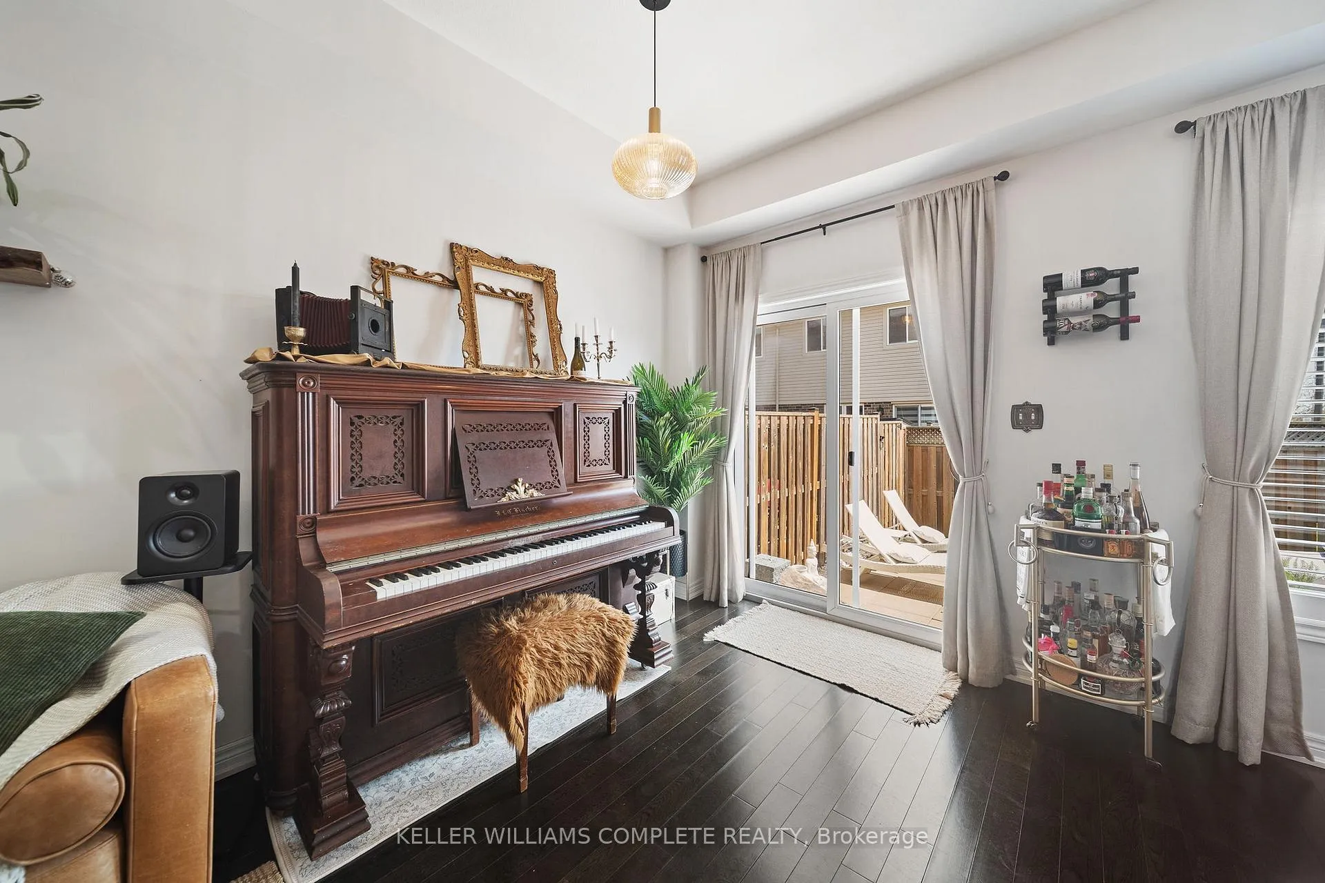 Photo 17 of Unit 16, 21 Madonna Drive, Hamilton, Villages of Glancaster — HOMEH
