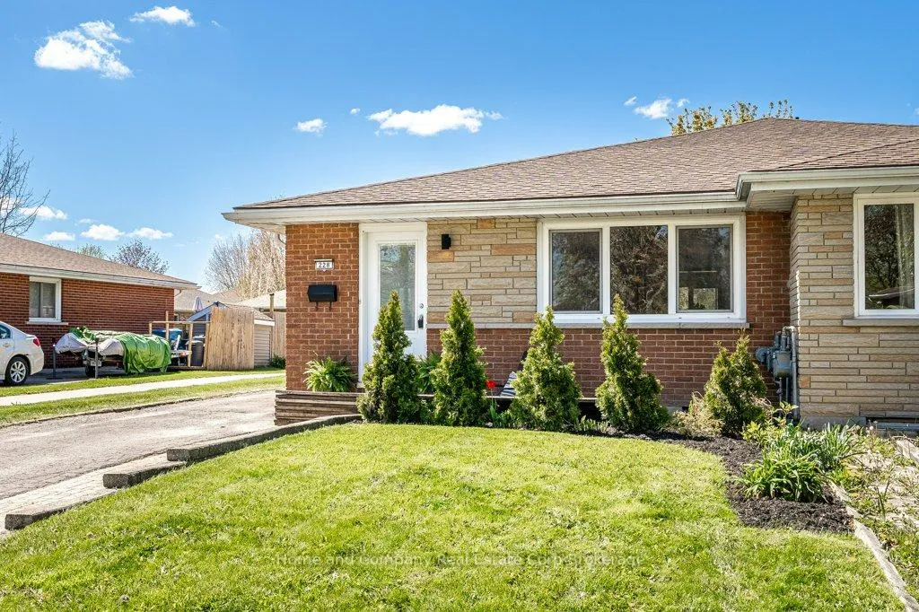 Photo 1 of 228 Redford Crescent, Stratford — HOMEH
