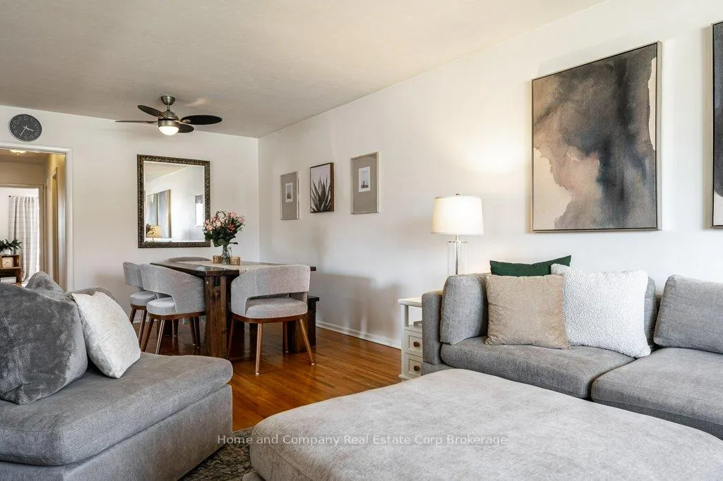 Photo 4 of 228 Redford Crescent, Stratford — HOMEH
