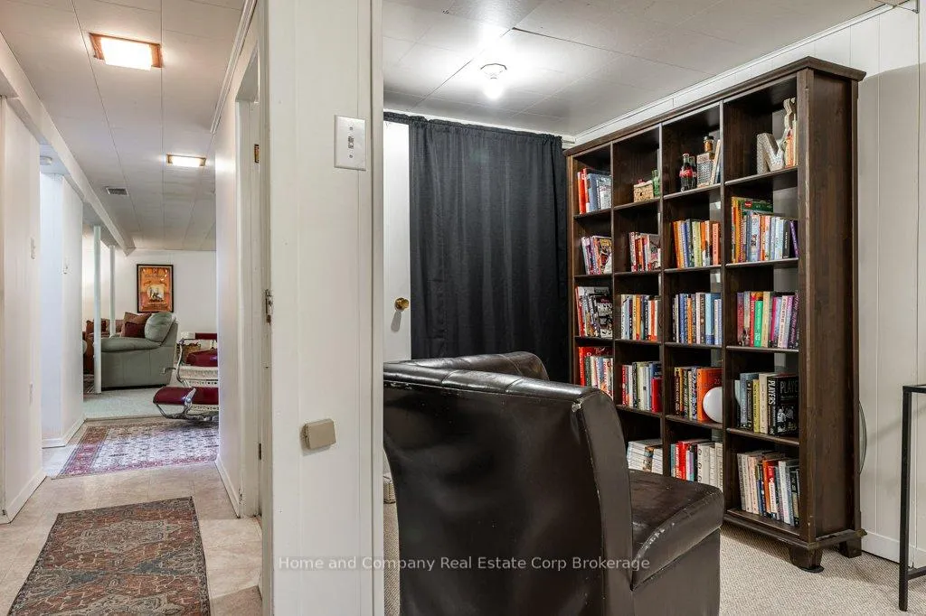 Photo 22 of 228 Redford Crescent, Stratford — HOMEH