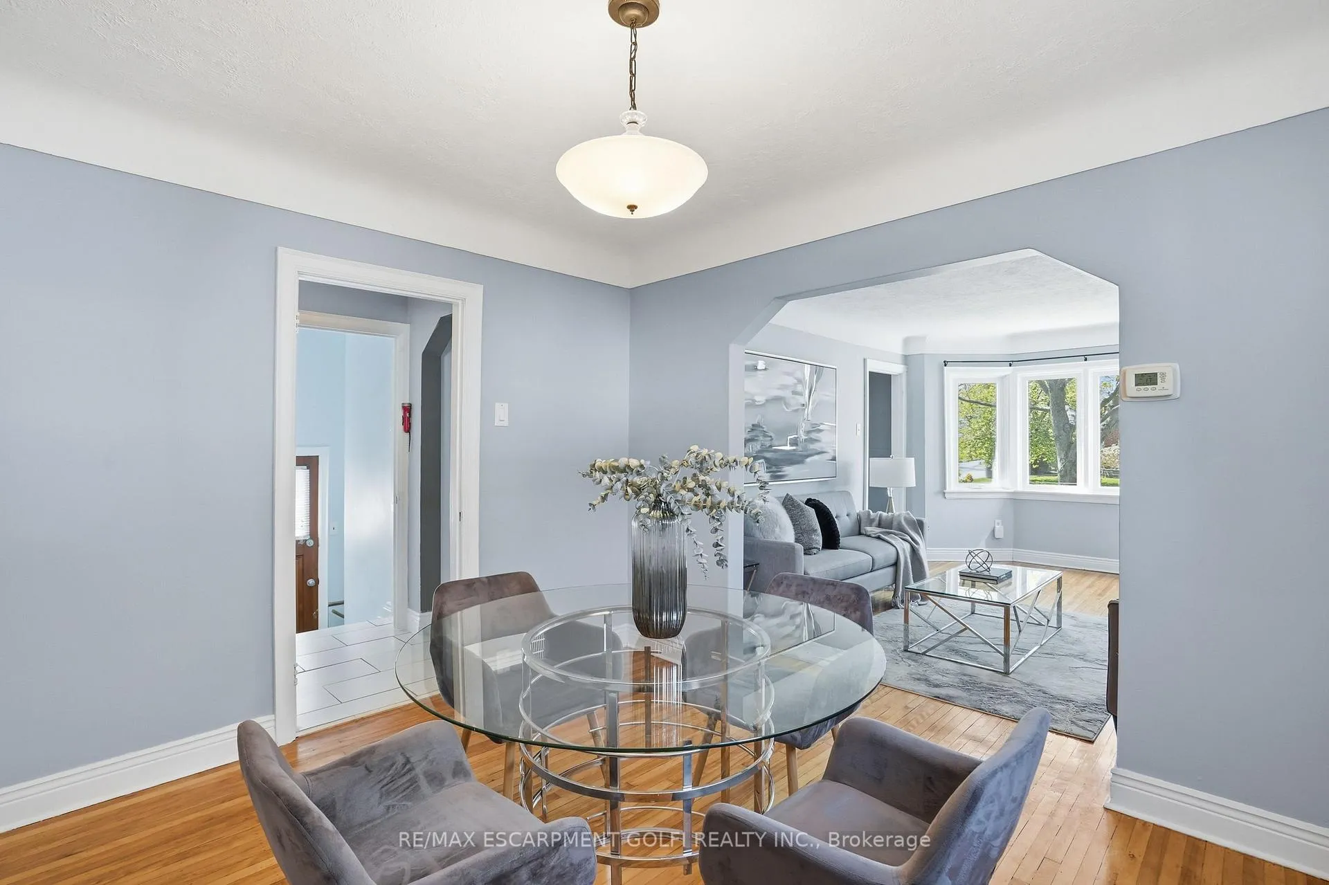 Photo 7 of 115 Empress Avenue, Hamilton, Centremount — HOMEH