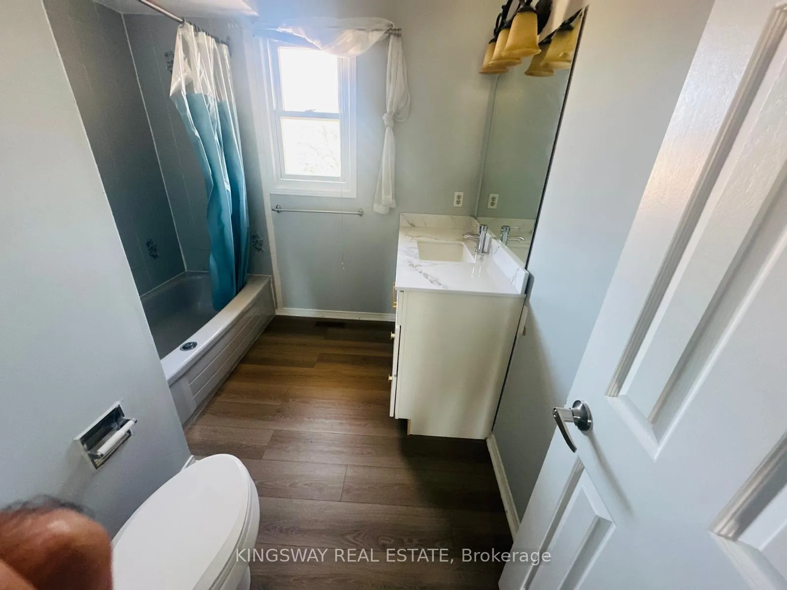 Photo 10 of 1078 Glenbrook Avenue, Oakville, Wedgewood Creek — HOMEH