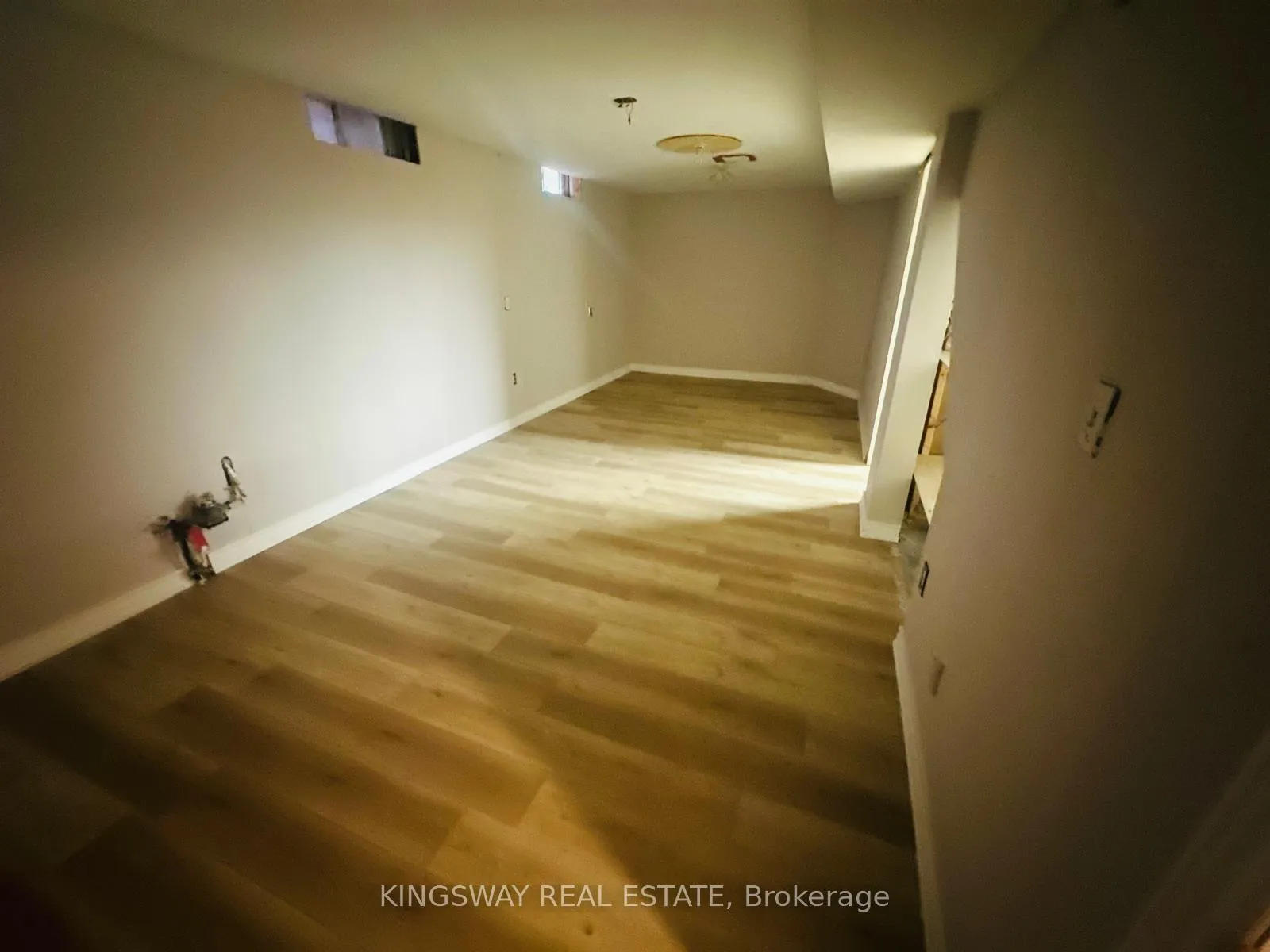 Photo 15 of 1078 Glenbrook Avenue, Oakville, Wedgewood Creek — HOMEH