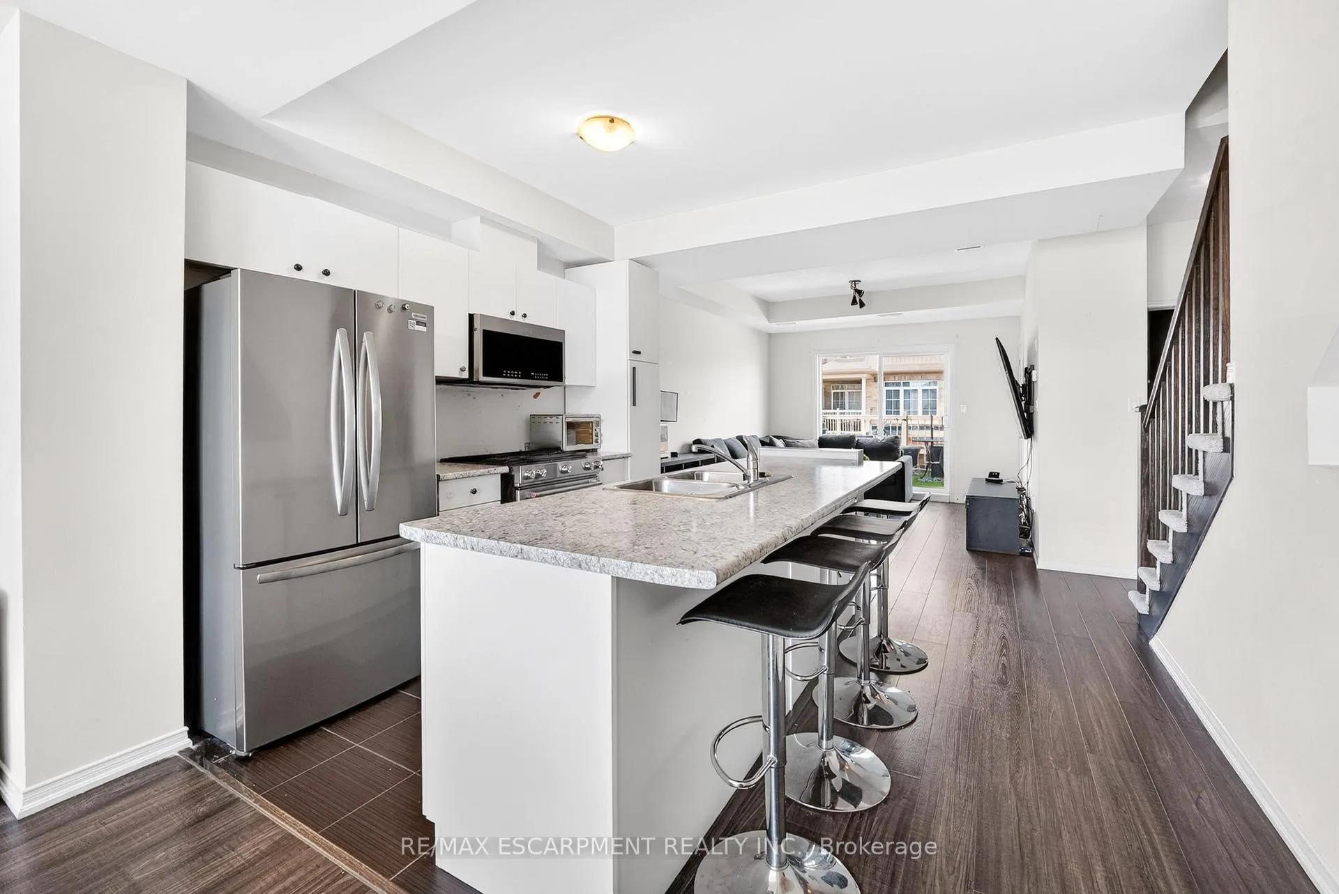 Photo 4 of 5078 Serena Drive, Lincoln, Beamsville — HOMEH