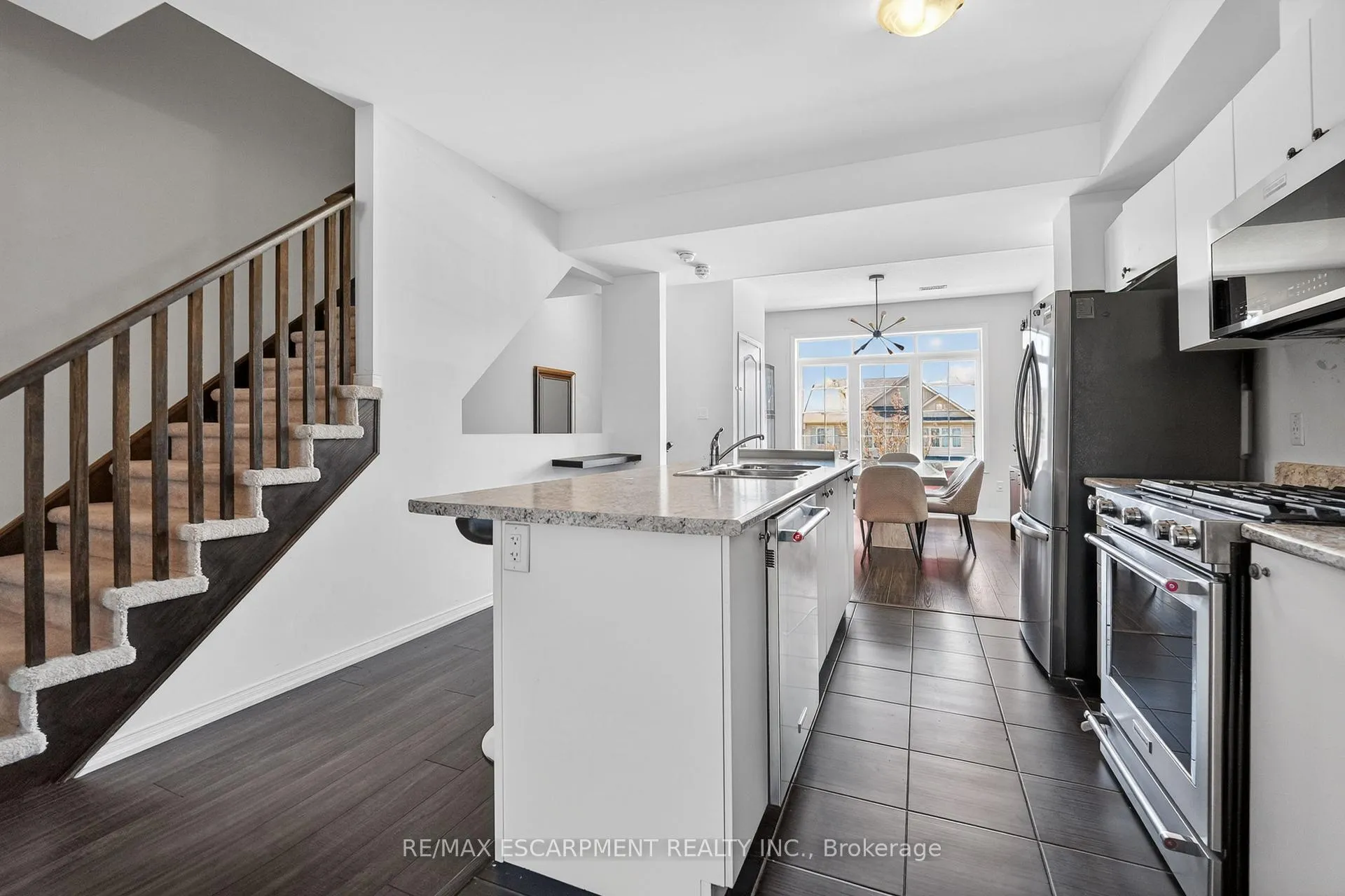 Photo 5 of 5078 Serena Drive, Lincoln, Beamsville — HOMEH