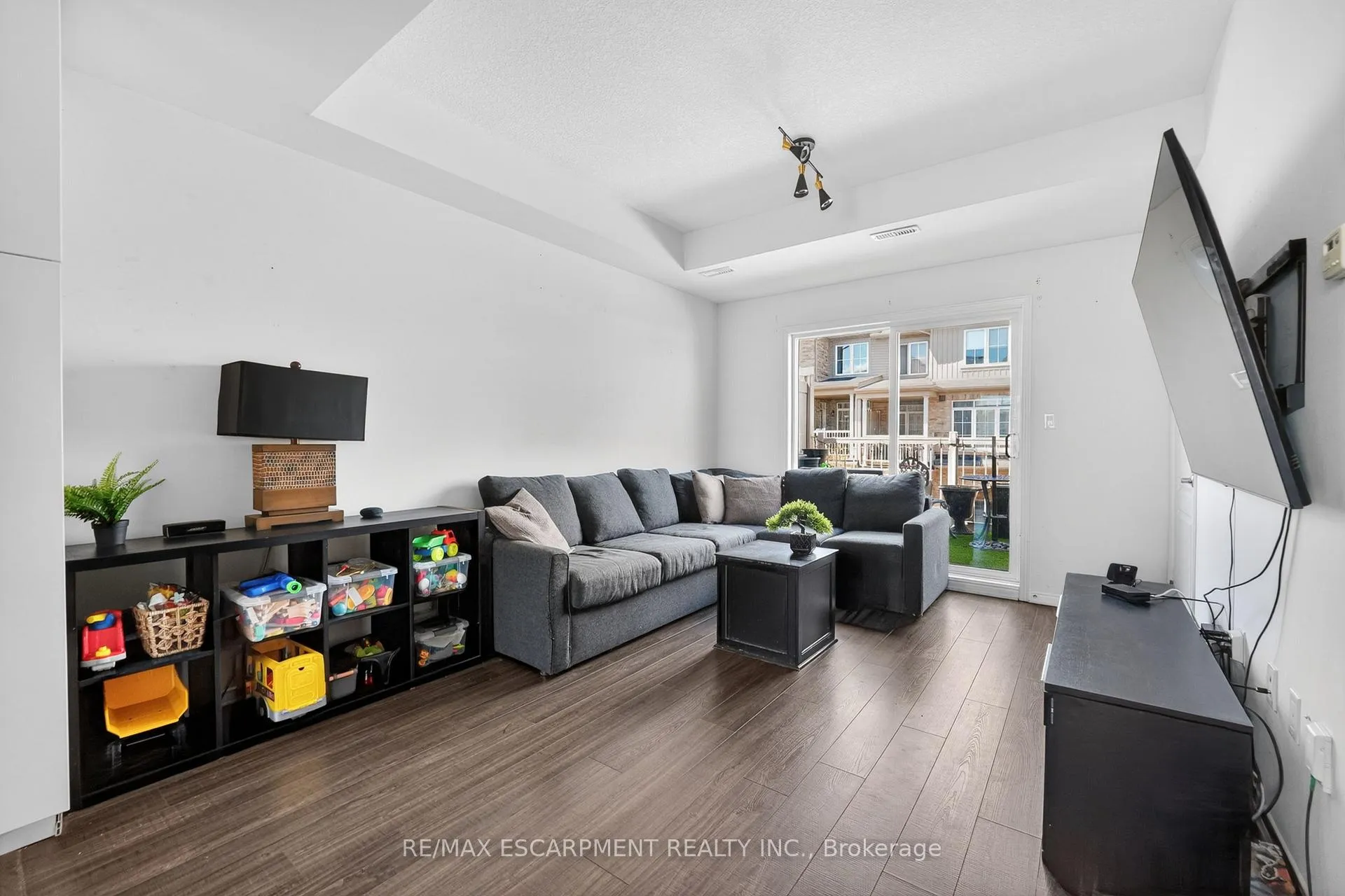 Photo 7 of 5078 Serena Drive, Lincoln, Beamsville — HOMEH