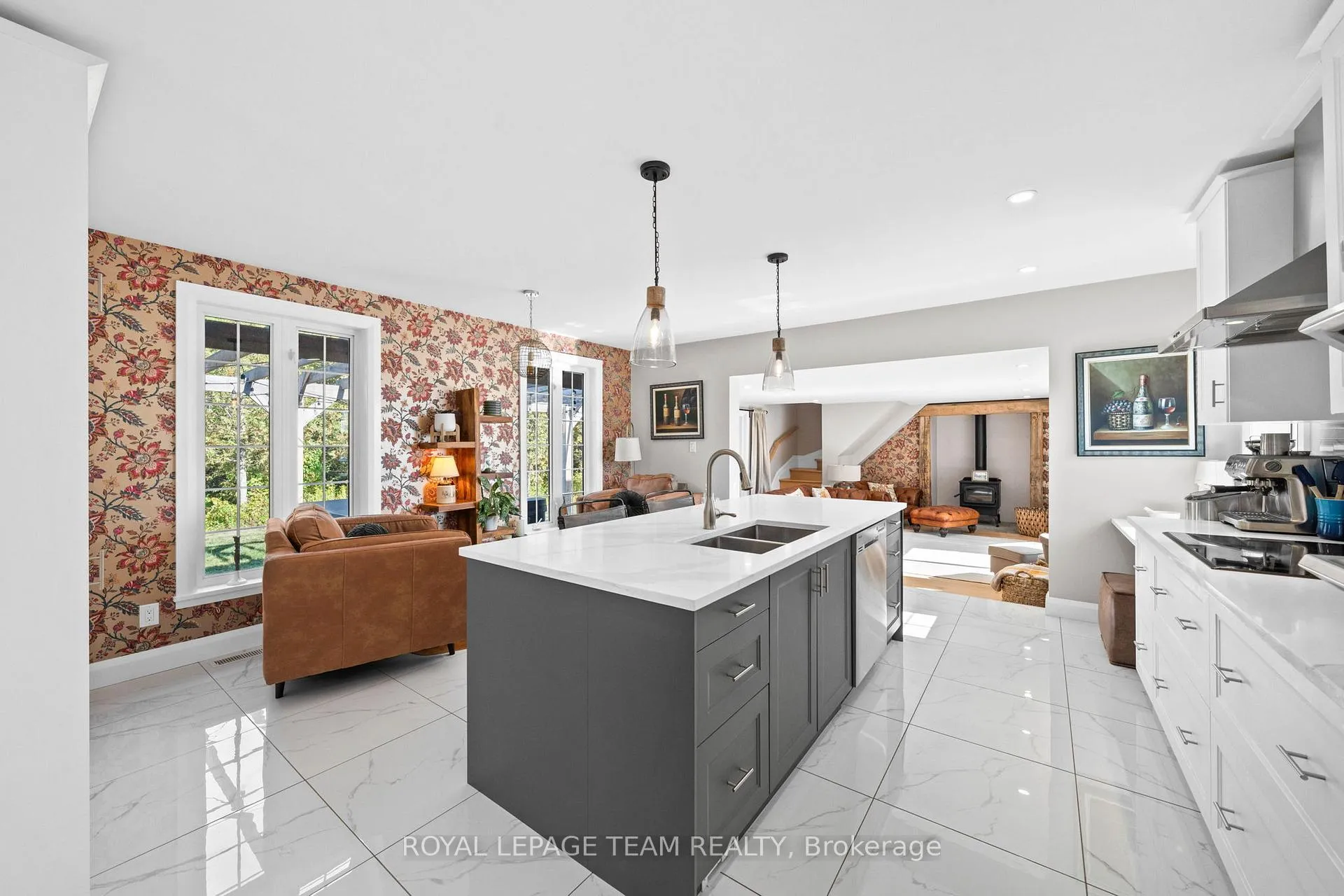 Photo 11 of 6101 First Line Road, Ottawa, Manotick South to Roger Stevens — HOMEH
