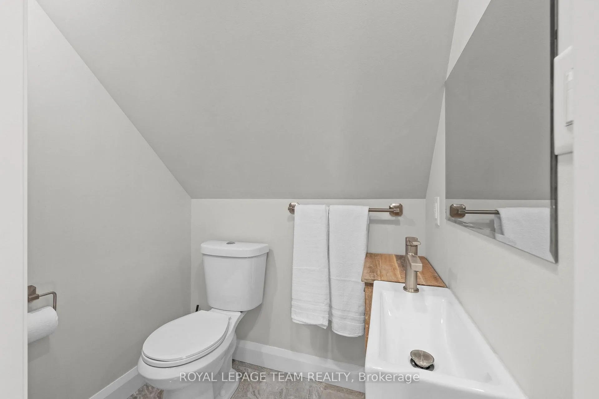 Photo 22 of 6101 First Line Road, Ottawa, Manotick South to Roger Stevens — HOMEH