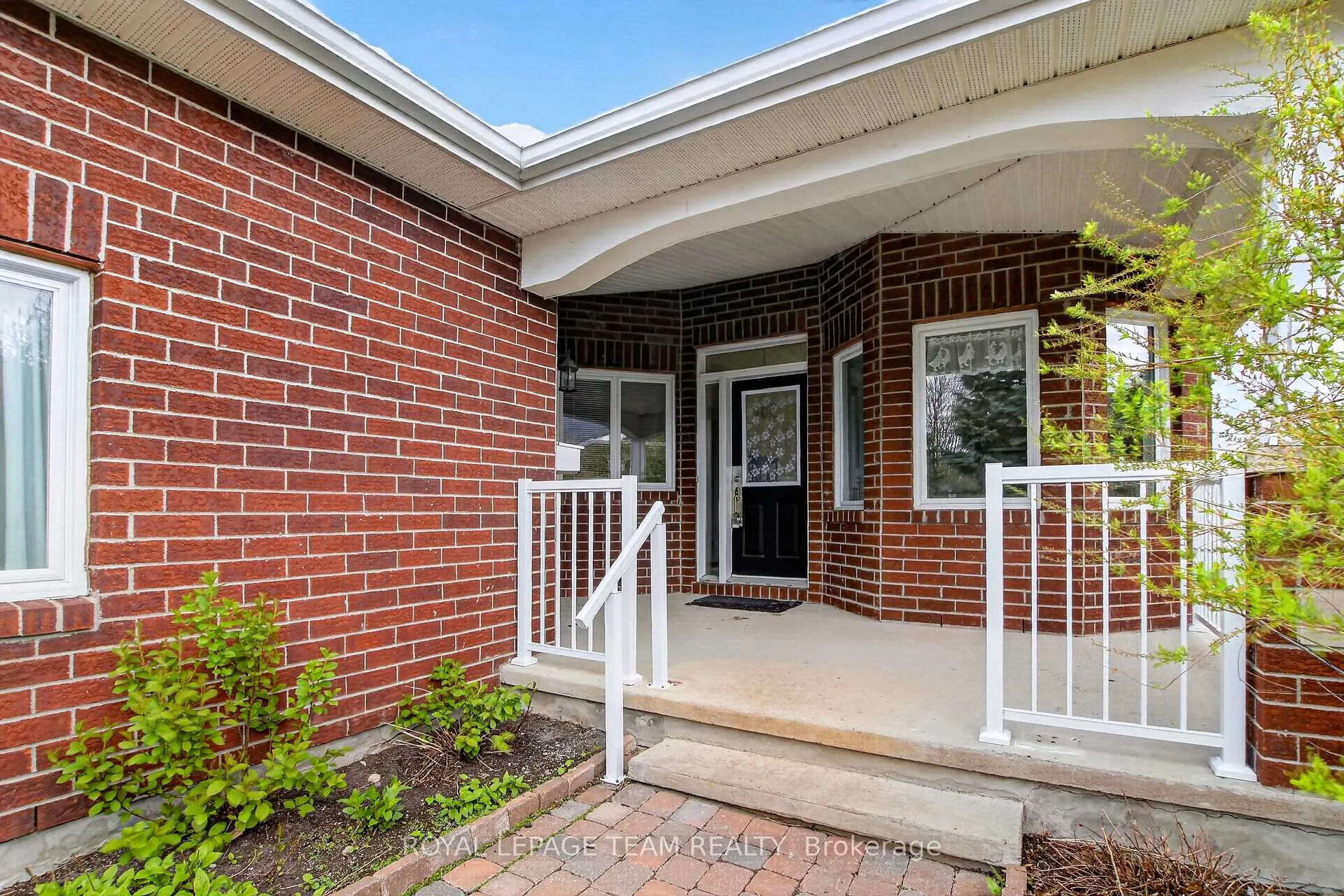 Photo 2 of 78 Amberlakes Drive, Ottawa, Stittsville (Central) — HOMEH