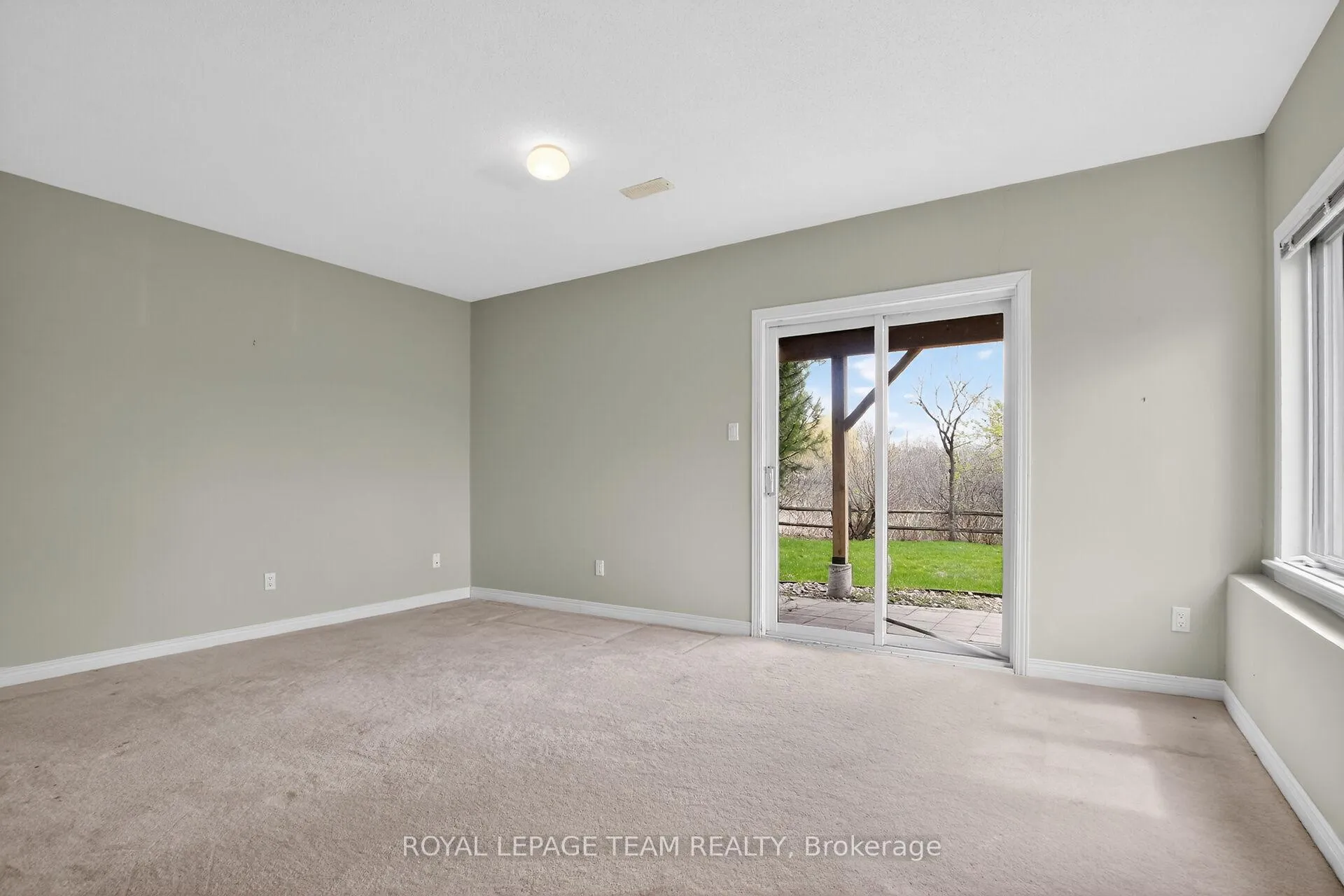 Photo 23 of 78 Amberlakes Drive, Ottawa, Stittsville (Central) — HOMEH