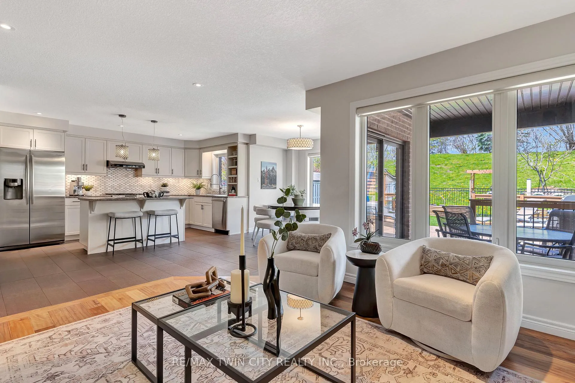 Photo 7 of 82 Maplecrest Drive, Woolwich, Breslau — HOMEH