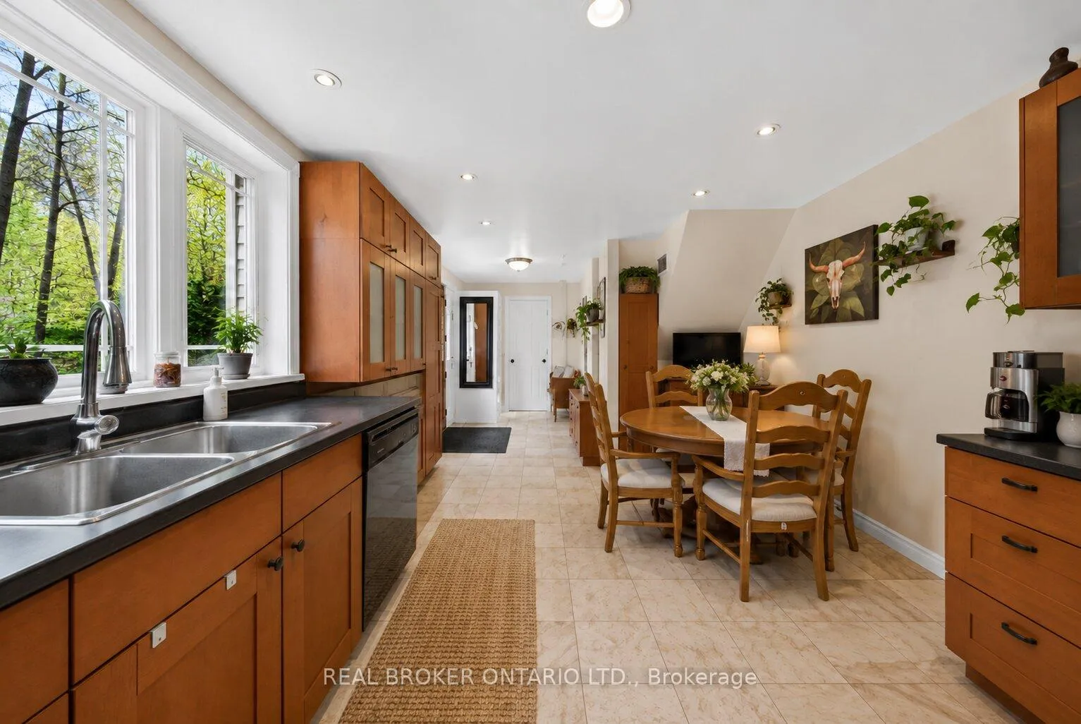 Photo 9 of 1343 Hidden Valley Road, Burlington, Grindstone — HOMEH