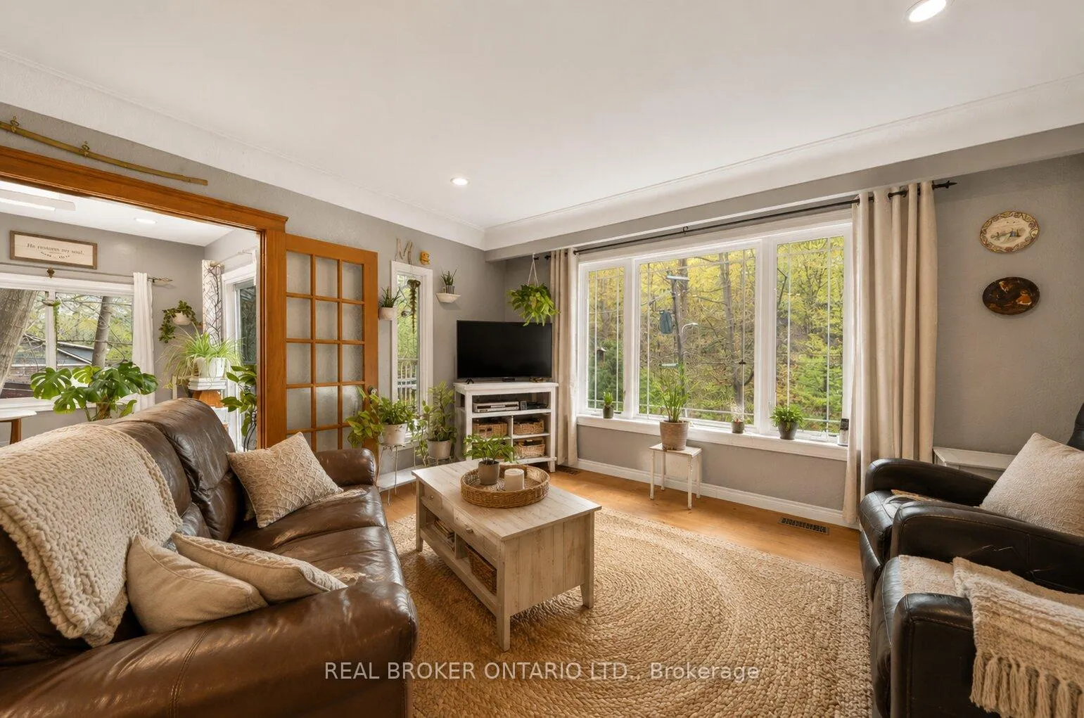 Photo 15 of 1343 Hidden Valley Road, Burlington, Grindstone — HOMEH
