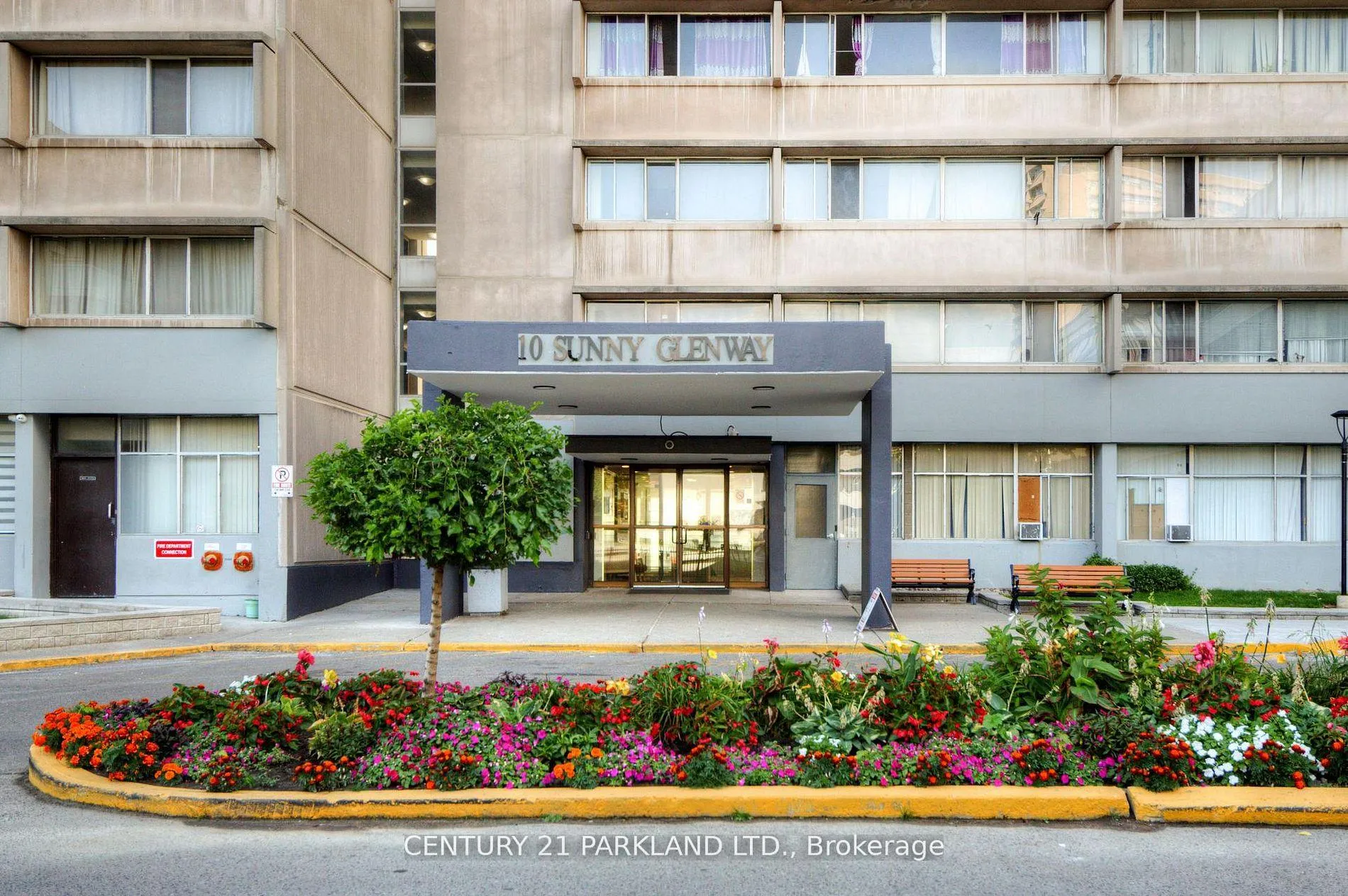 Photo 1 of Unit 701, 10 Sunny Glen Way, Toronto, Flemingdon Park — HOMEH