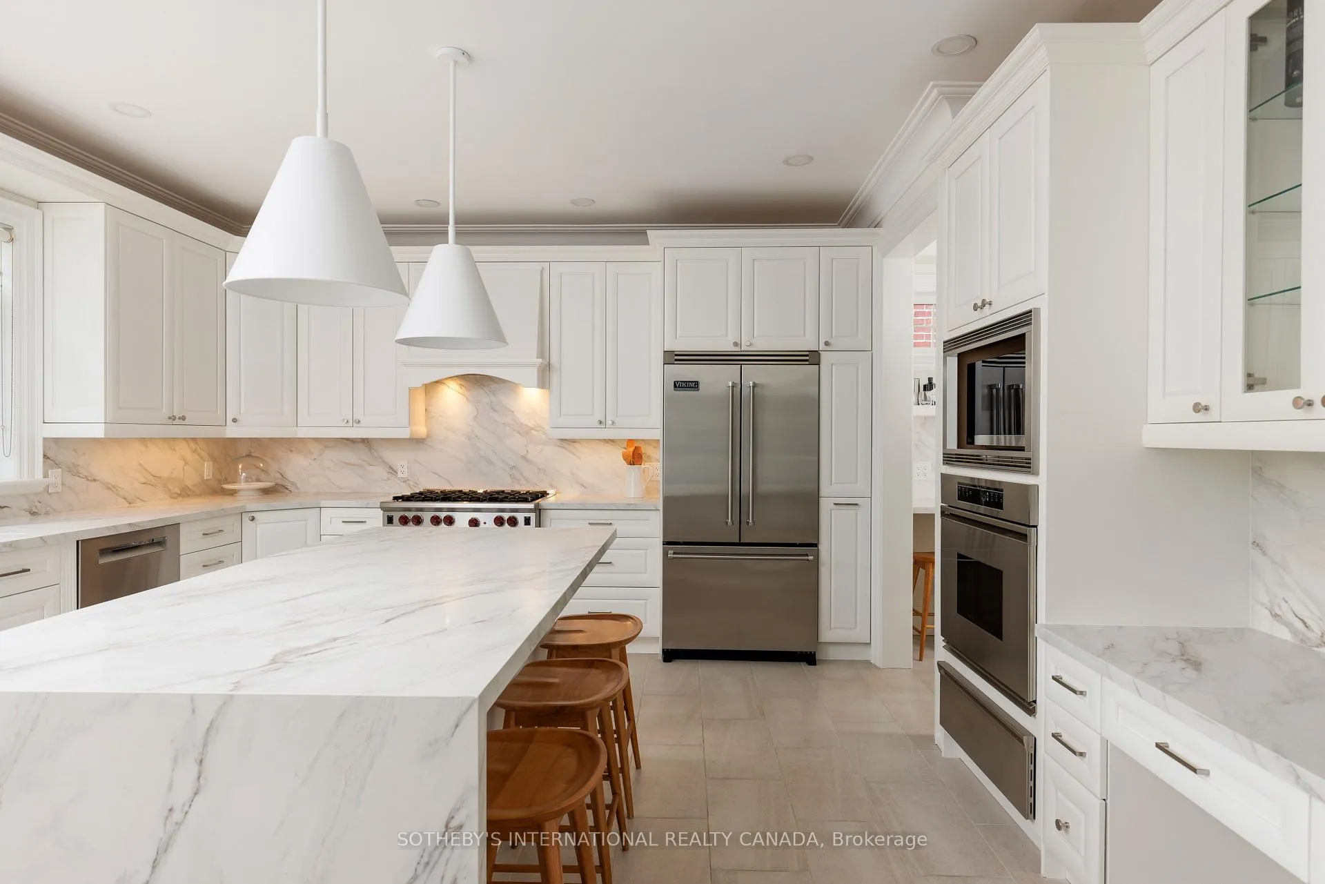 Photo 13 of 36 Gardenvale Road, Etobicoke, Stonegate-Queensway — HOMEH