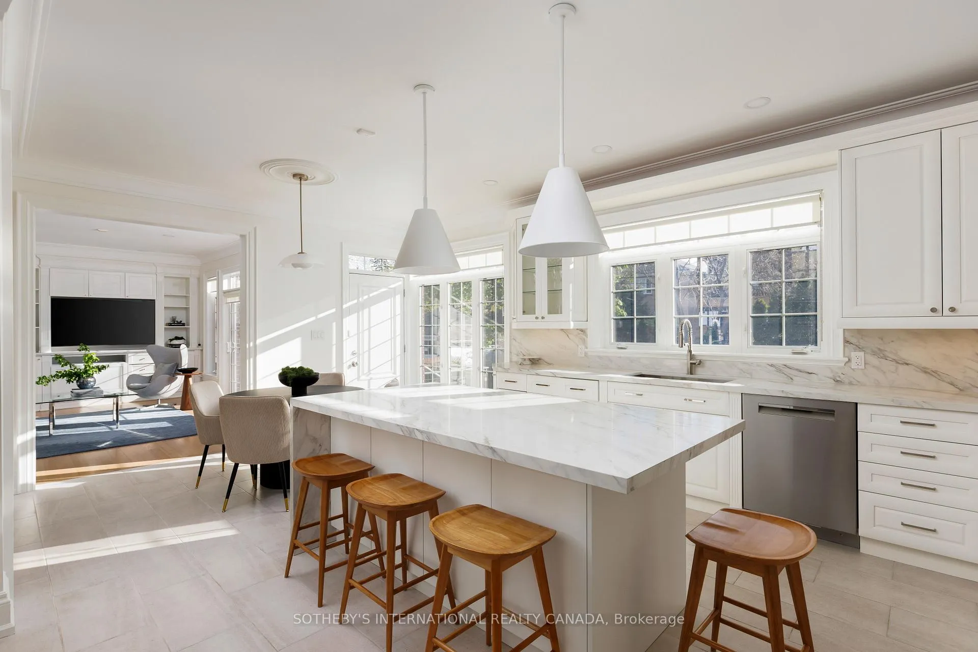 Photo 17 of 36 Gardenvale Road, Etobicoke, Stonegate-Queensway — HOMEH