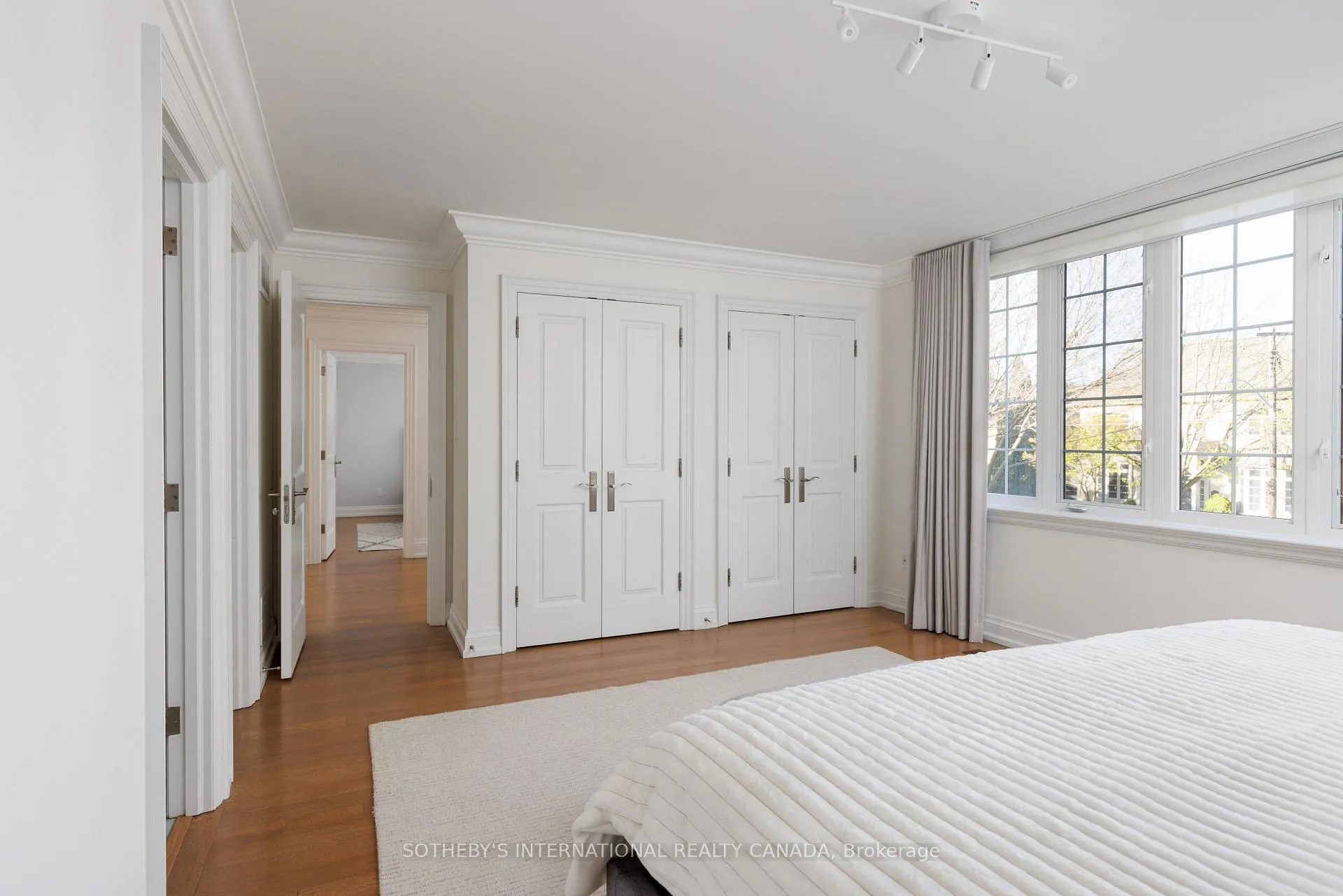 Photo 24 of 36 Gardenvale Road, Etobicoke, Stonegate-Queensway — HOMEH