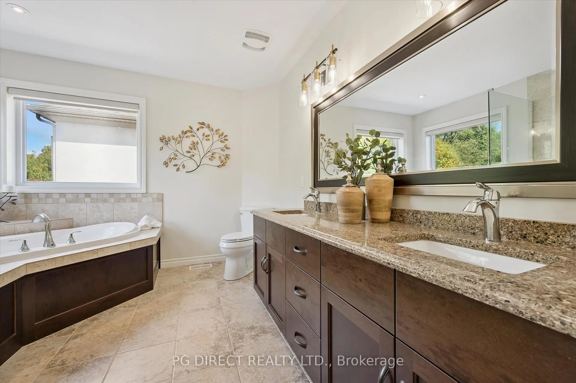 Photo 18 of 70 Waverley Drive, Guelph, Riverside Park — HOMEH