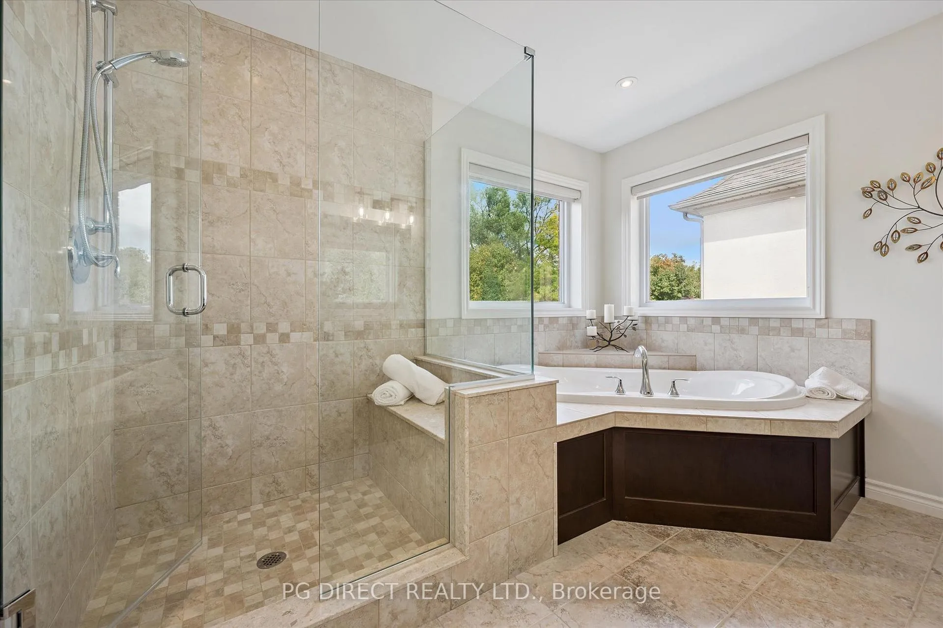 Photo 19 of 70 Waverley Drive, Guelph, Riverside Park — HOMEH