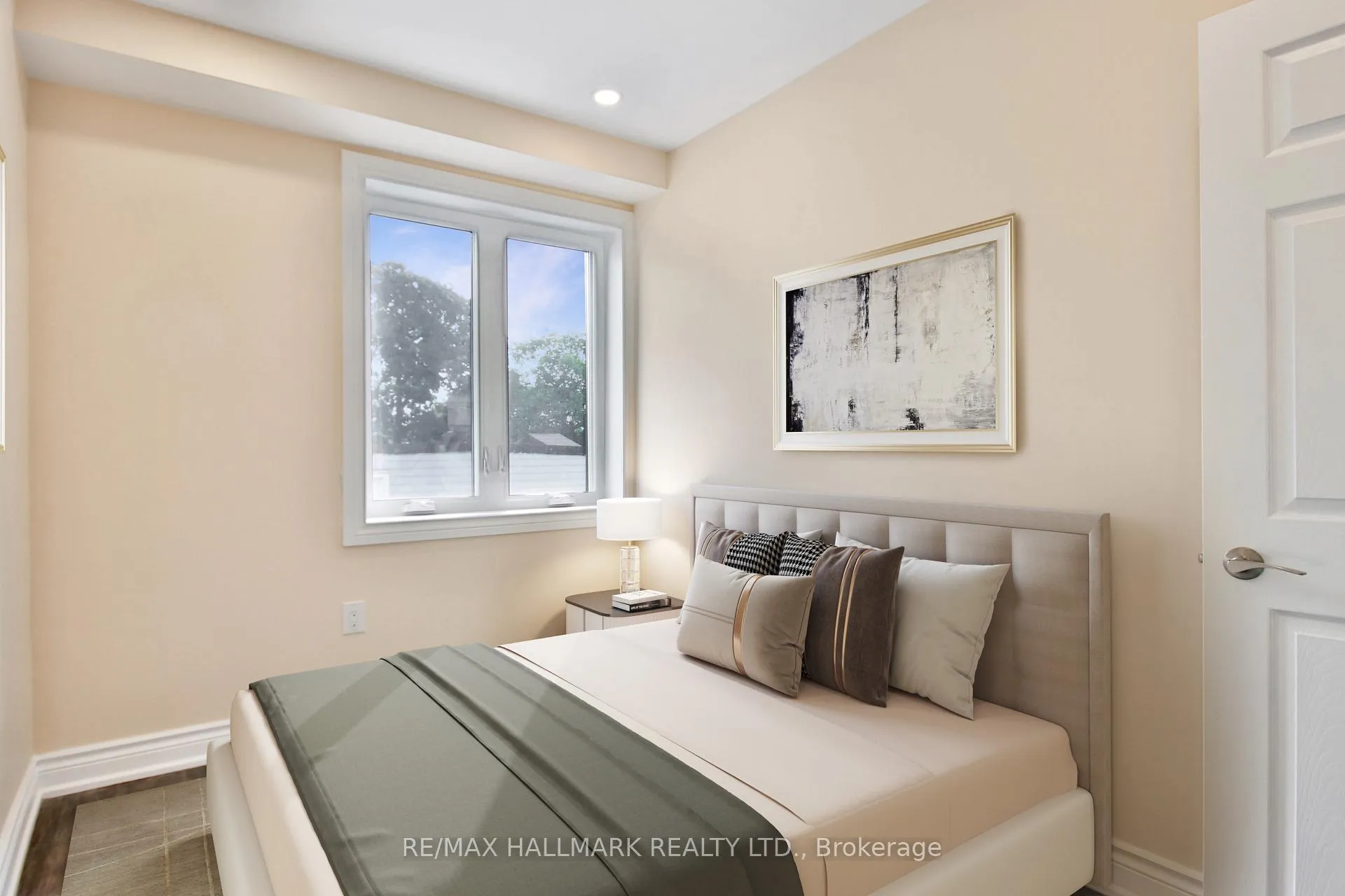 Photo 10 of Unit 2, 795 Broadview Avenue, Toronto, Playter Estates-Danforth — HOMEH