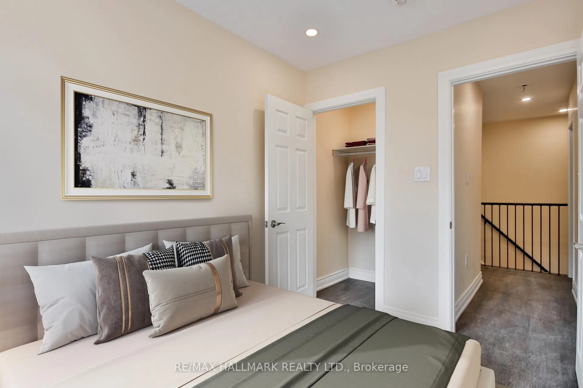 Photo 11 of Unit 2, 795 Broadview Avenue, Toronto, Playter Estates-Danforth — HOMEH