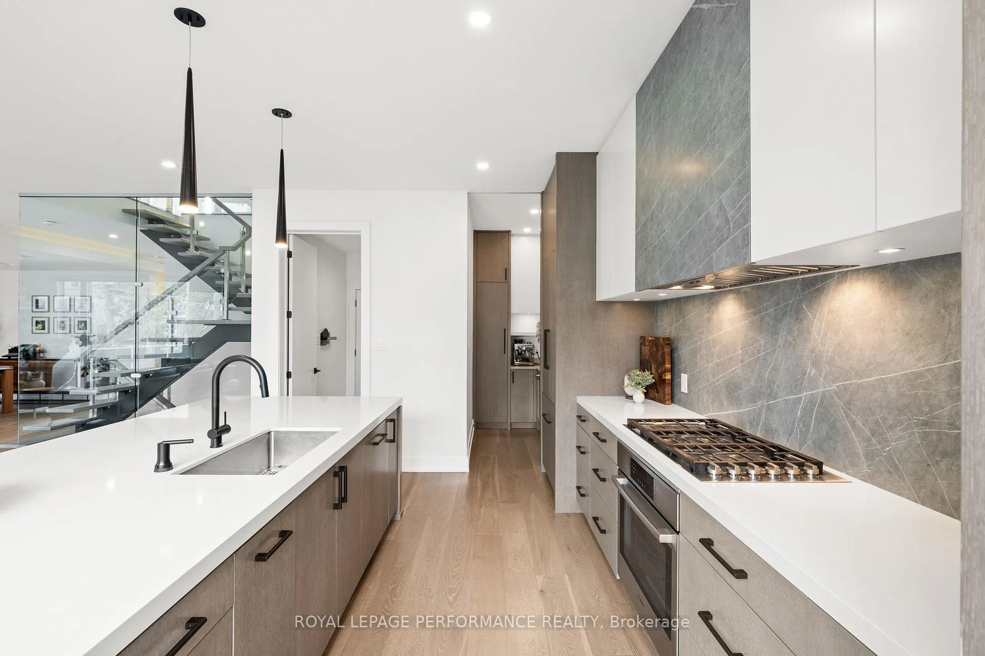 Photo 19 of 505 Windermere Avenue, Ottawa, McKellar/Highland — HOMEH