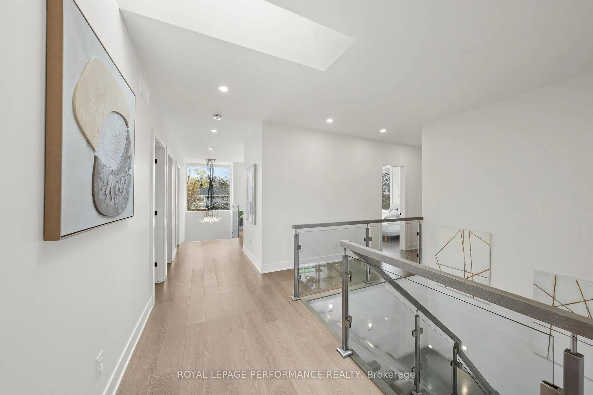 Photo 24 of 505 Windermere Avenue, Ottawa, McKellar/Highland — HOMEH