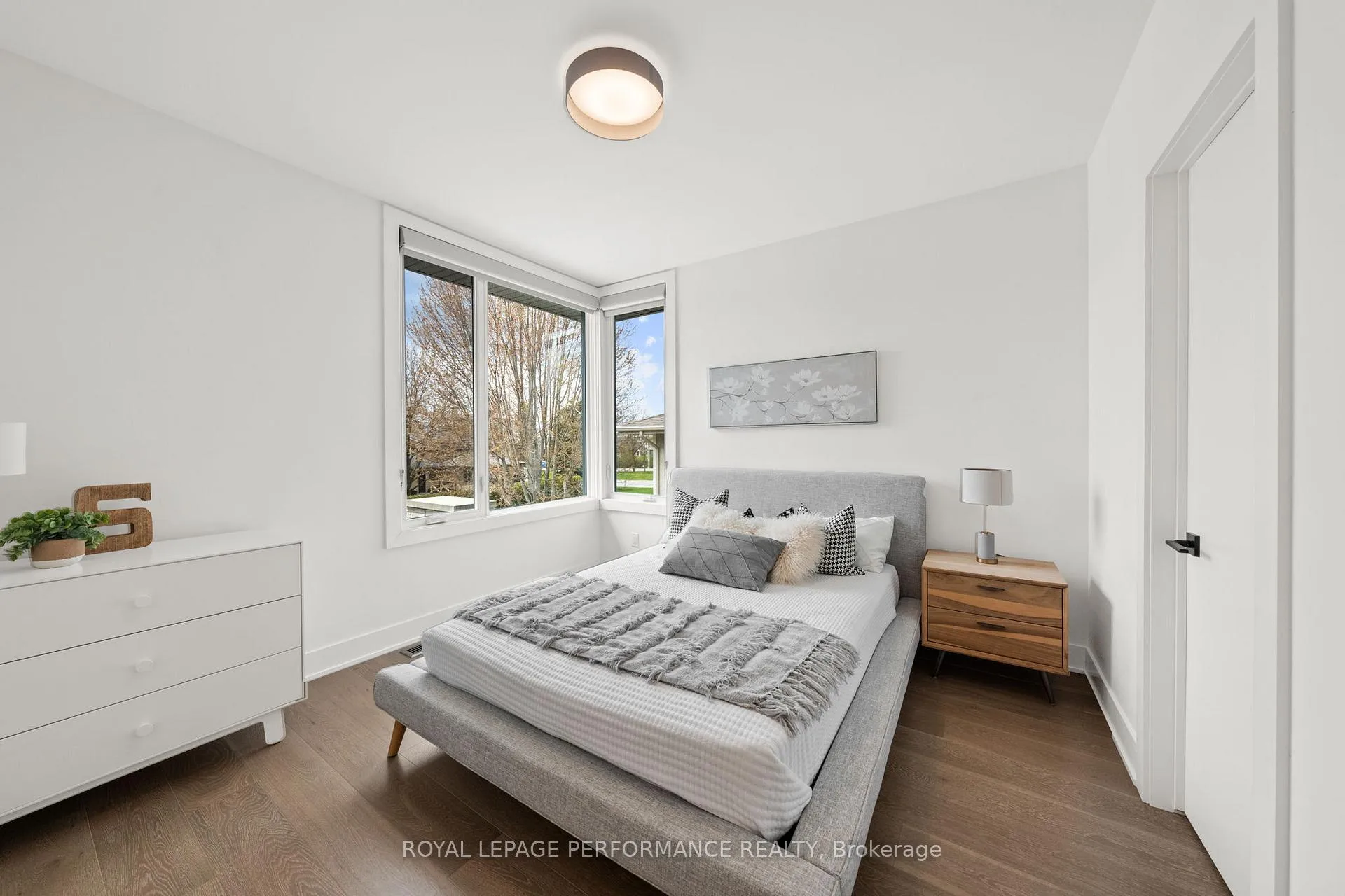 Photo 37 of 505 Windermere Avenue, Ottawa, McKellar/Highland — HOMEH