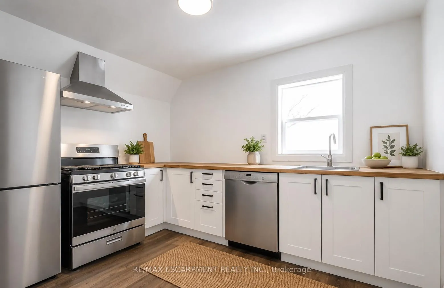 Photo 1 of Unit 2, 198 Sherman Avenue N, Hamilton, Stipley — HOMEH