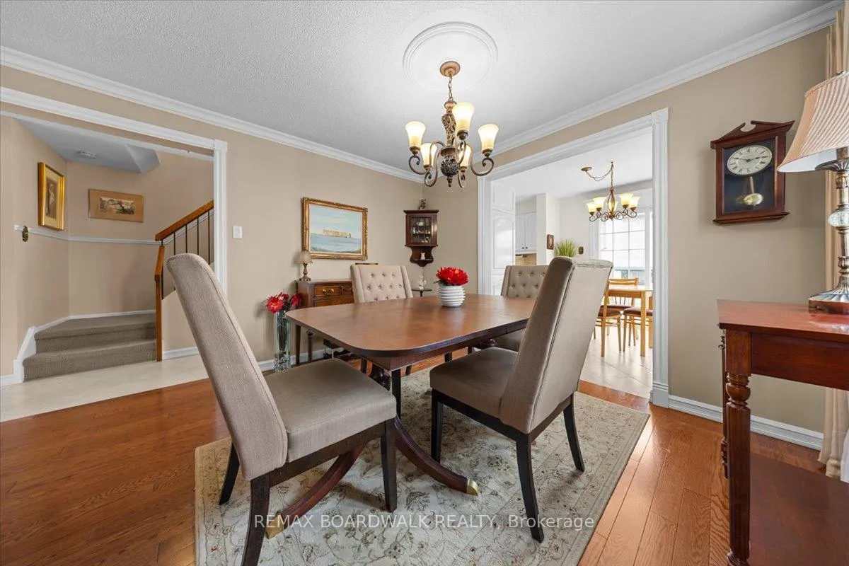 Photo 10 of 280 Park Grove Drive, Ottawa, Queenswood Heights South — HOMEH