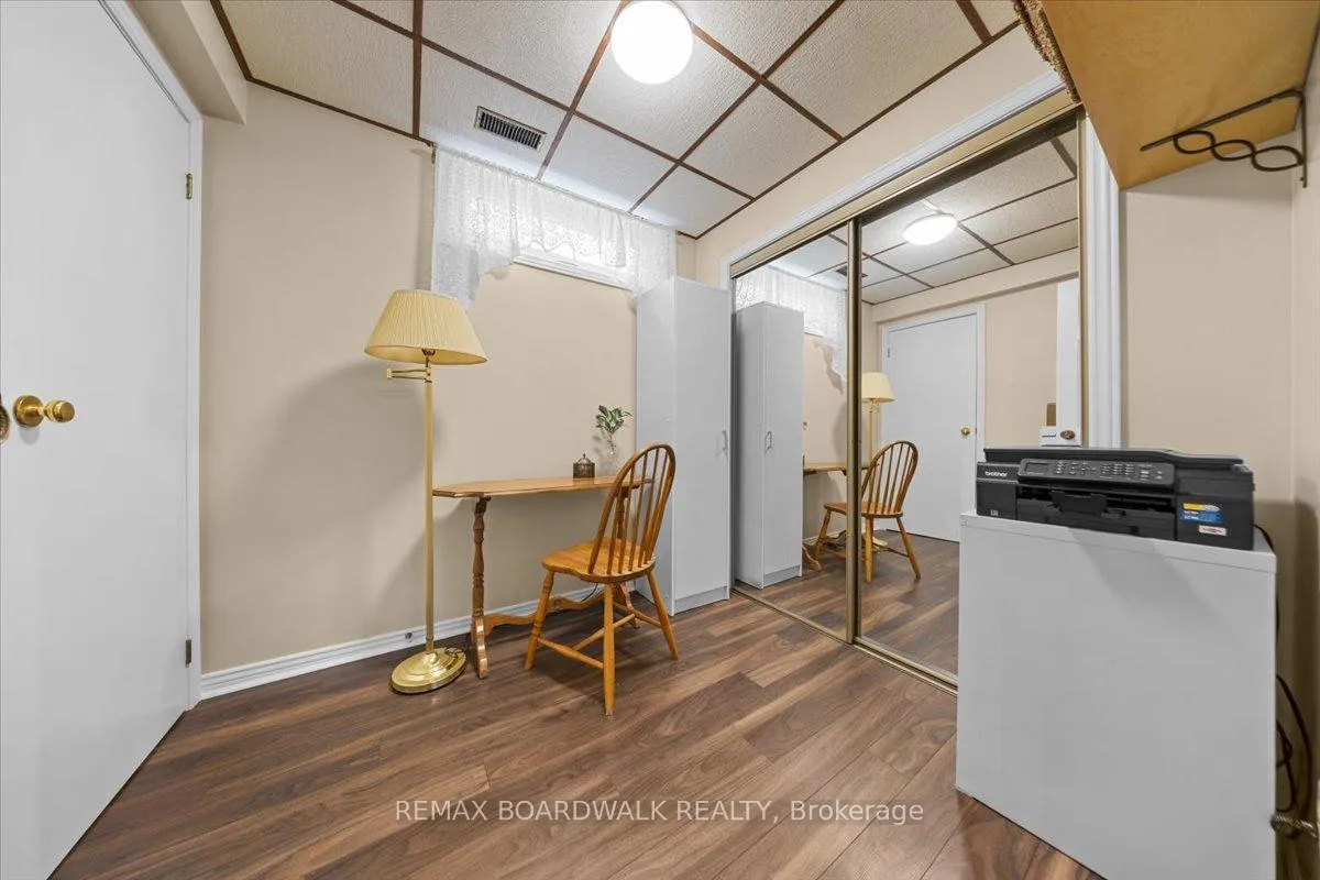 Photo 38 of 280 Park Grove Drive, Ottawa, Queenswood Heights South — HOMEH