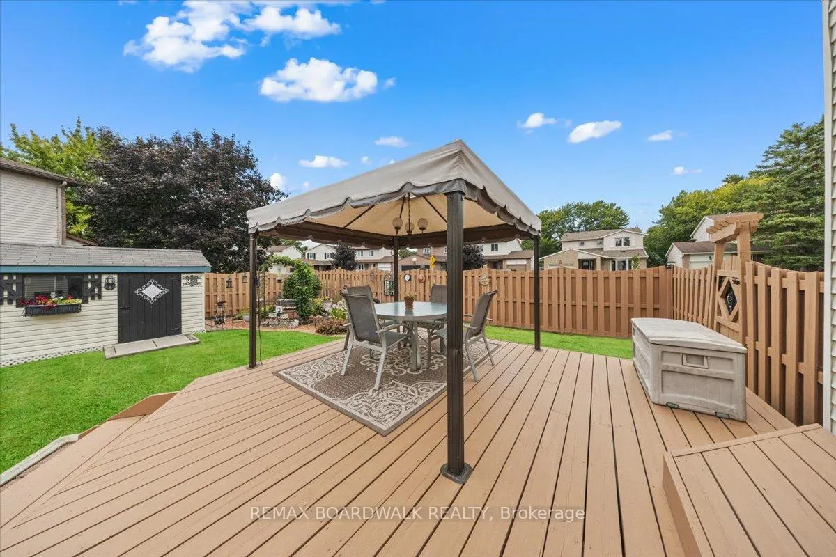 Photo 47 of 280 Park Grove Drive, Ottawa, Queenswood Heights South — HOMEH