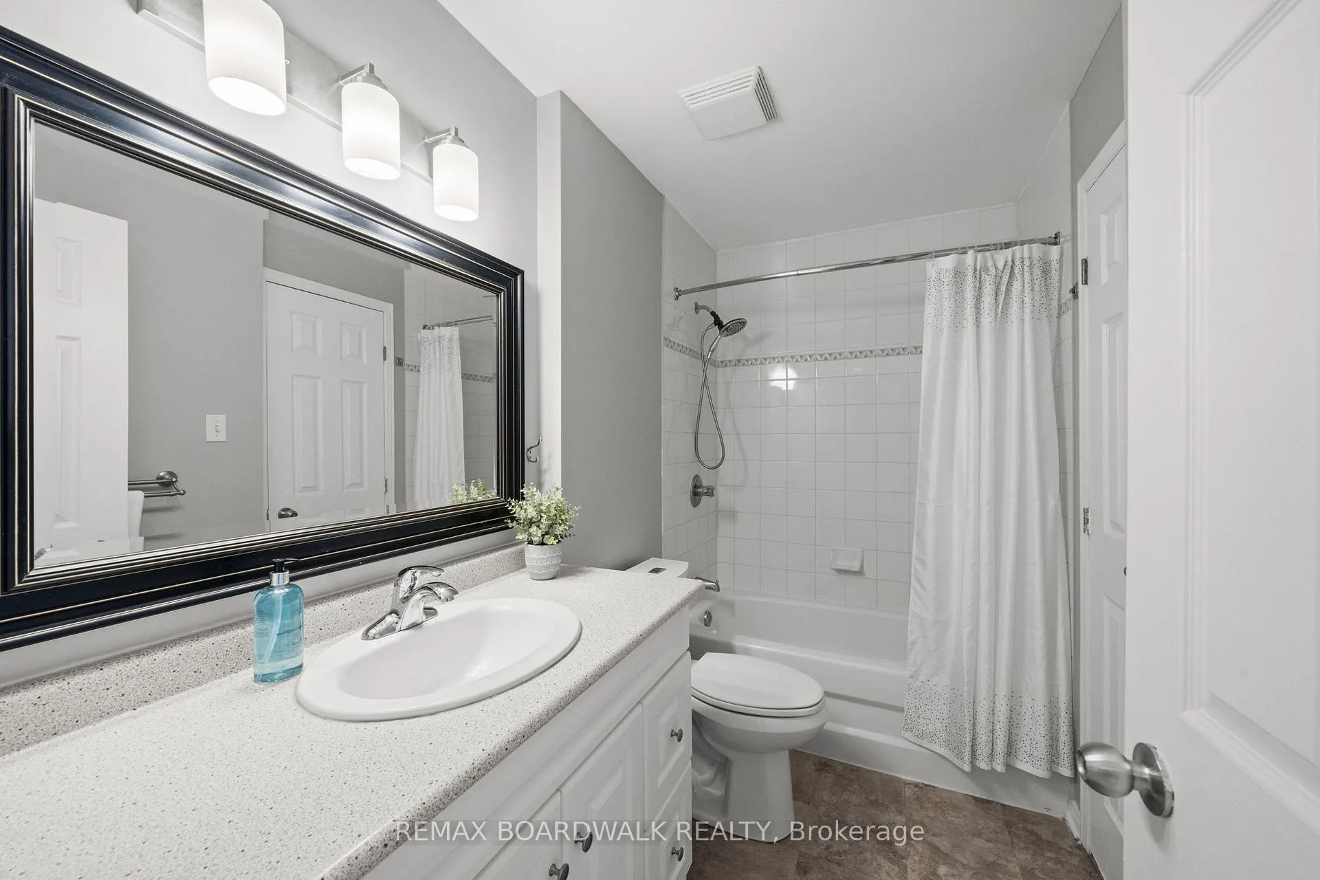 Photo 19 of 92 Kincardine Drive, Ottawa, Kanata - Glencairn/Hazeldean — HOMEH