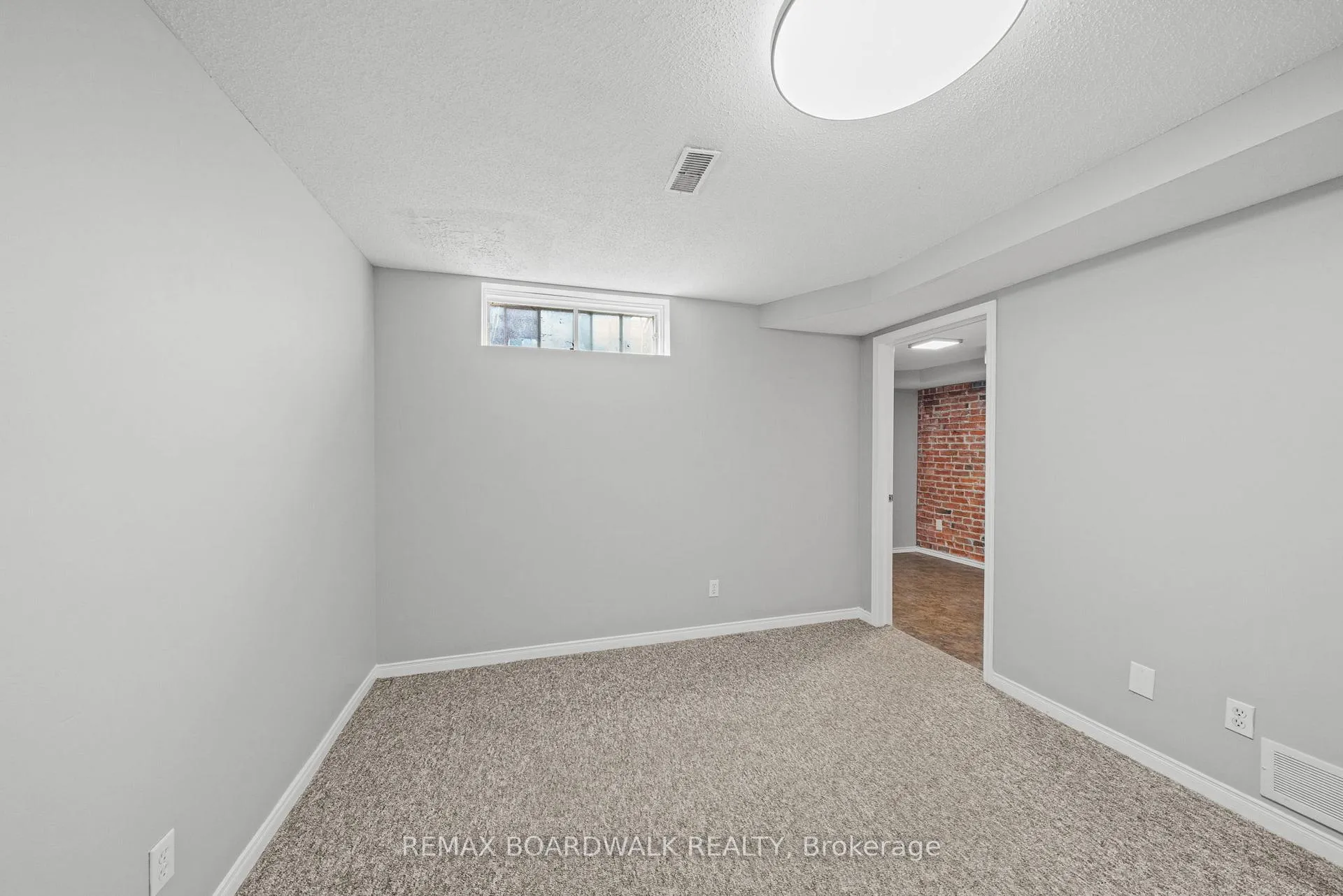 Photo 20 of 92 Kincardine Drive, Ottawa, Kanata - Glencairn/Hazeldean — HOMEH