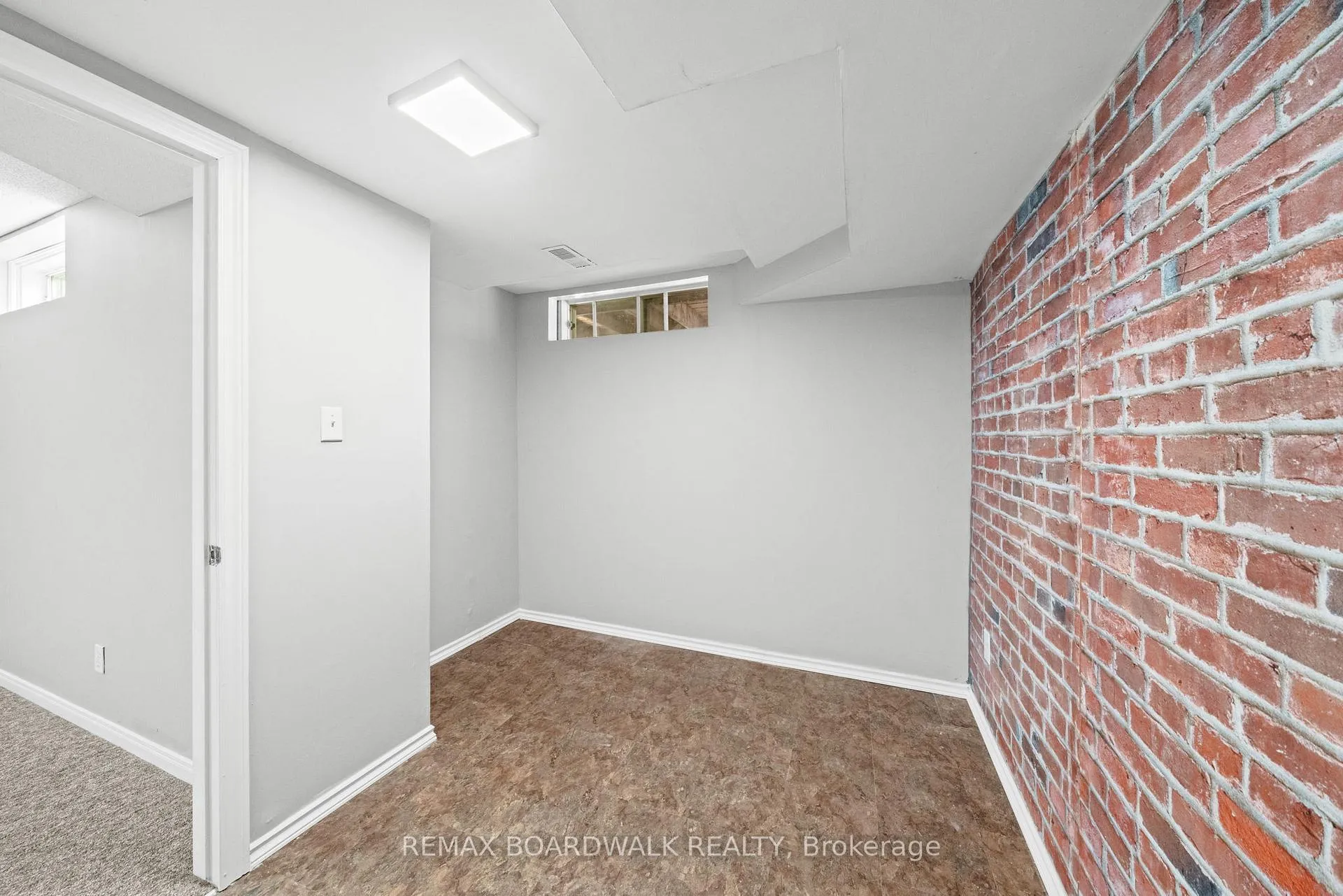 Photo 21 of 92 Kincardine Drive, Ottawa, Kanata - Glencairn/Hazeldean — HOMEH