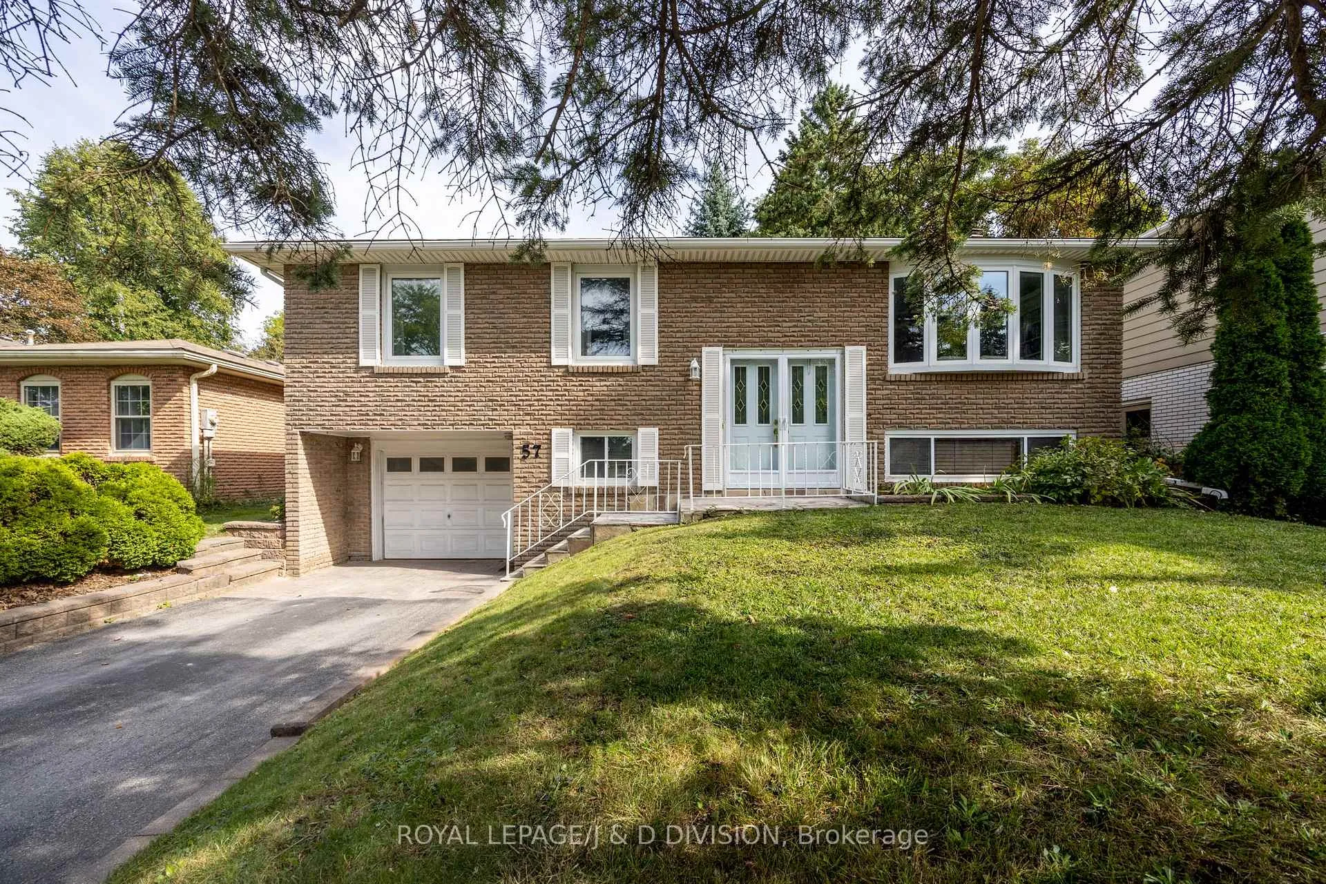 Photo 1 of 57 Alexander Road, Newmarket, Gorham-College Manor — HOMEH