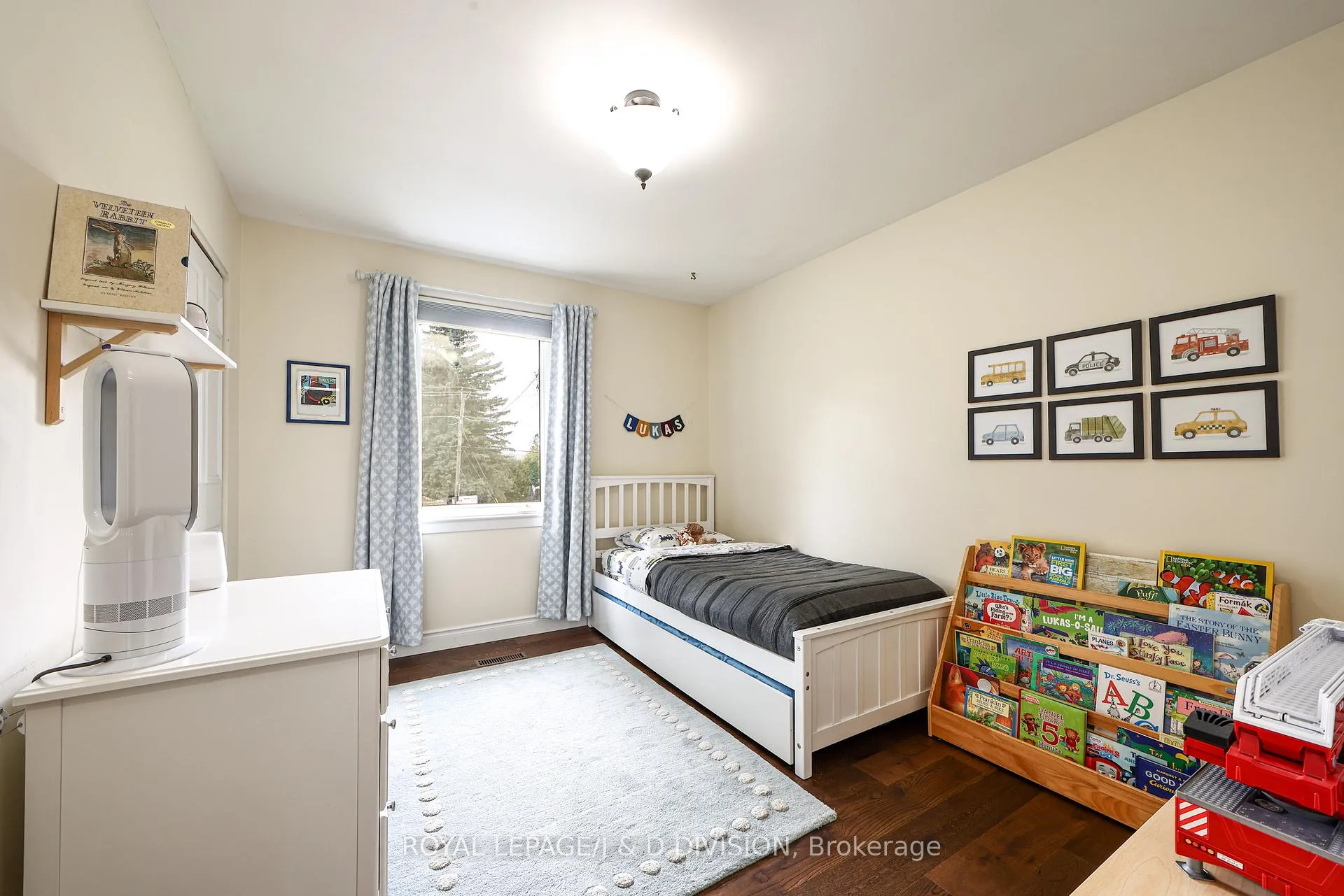 Photo 14 of 57 Alexander Road, Newmarket, Gorham-College Manor — HOMEH
