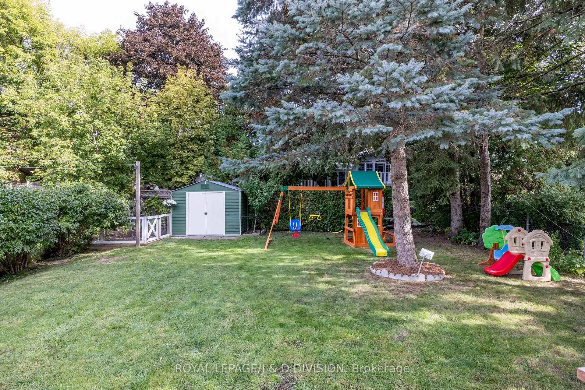Photo 29 of 57 Alexander Road, Newmarket, Gorham-College Manor — HOMEH