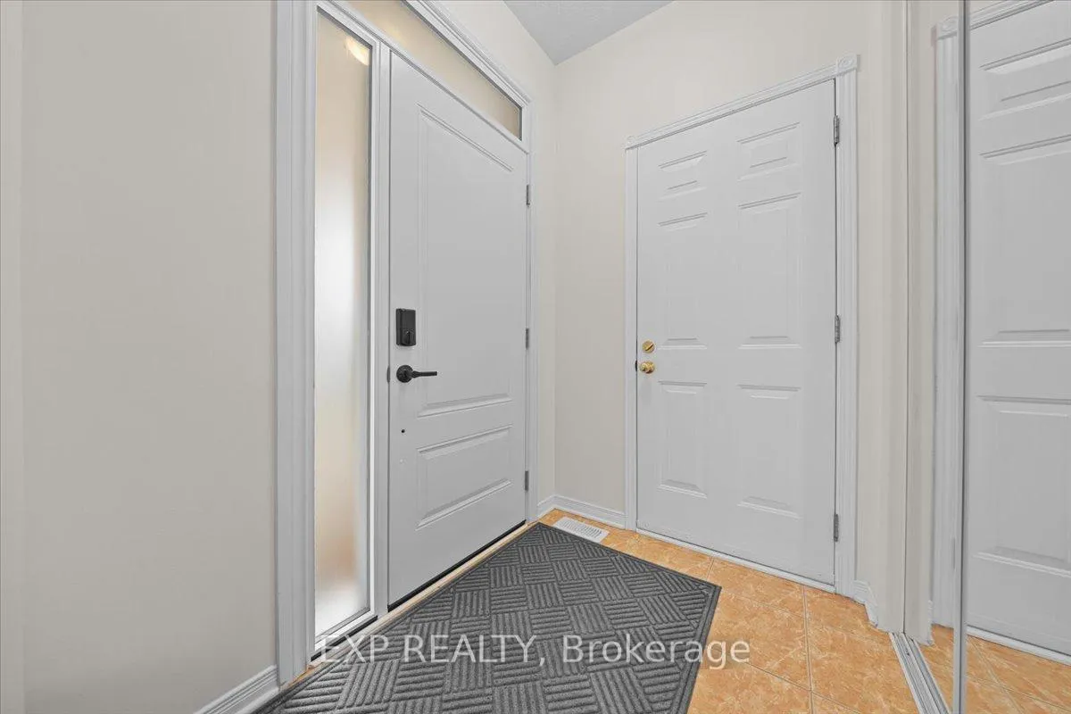 Photo 4 of 773 Valin Street, Ottawa, Fallingbrook/Gardenway South — HOMEH