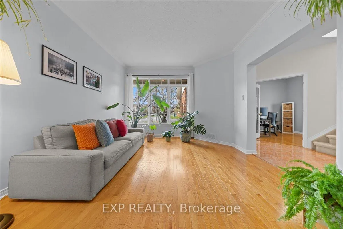Photo 7 of 773 Valin Street, Ottawa, Fallingbrook/Gardenway South — HOMEH