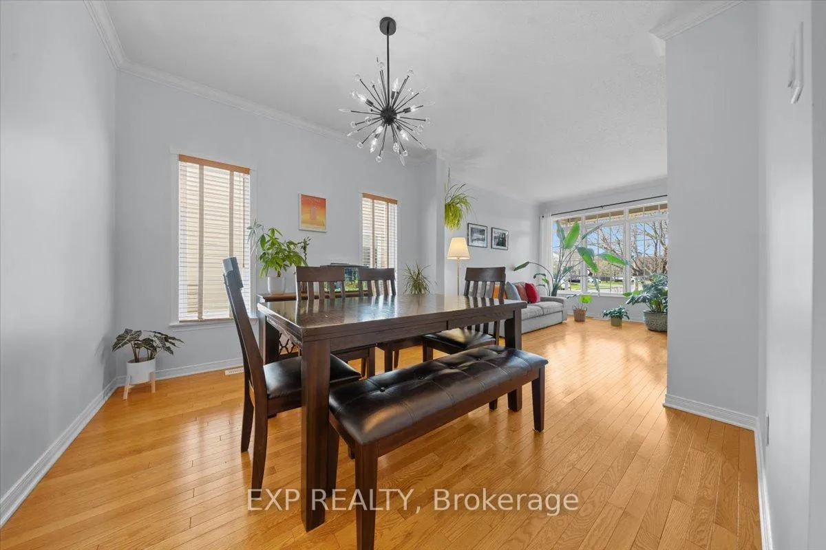 Photo 9 of 773 Valin Street, Ottawa, Fallingbrook/Gardenway South — HOMEH