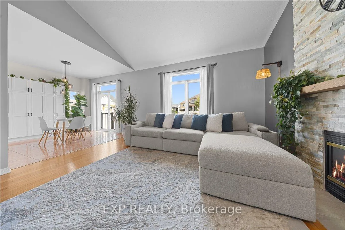 Photo 12 of 773 Valin Street, Ottawa, Fallingbrook/Gardenway South — HOMEH