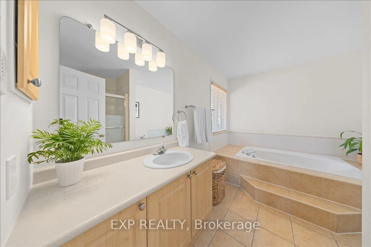 Photo 24 of 773 Valin Street, Ottawa, Fallingbrook/Gardenway South — HOMEH