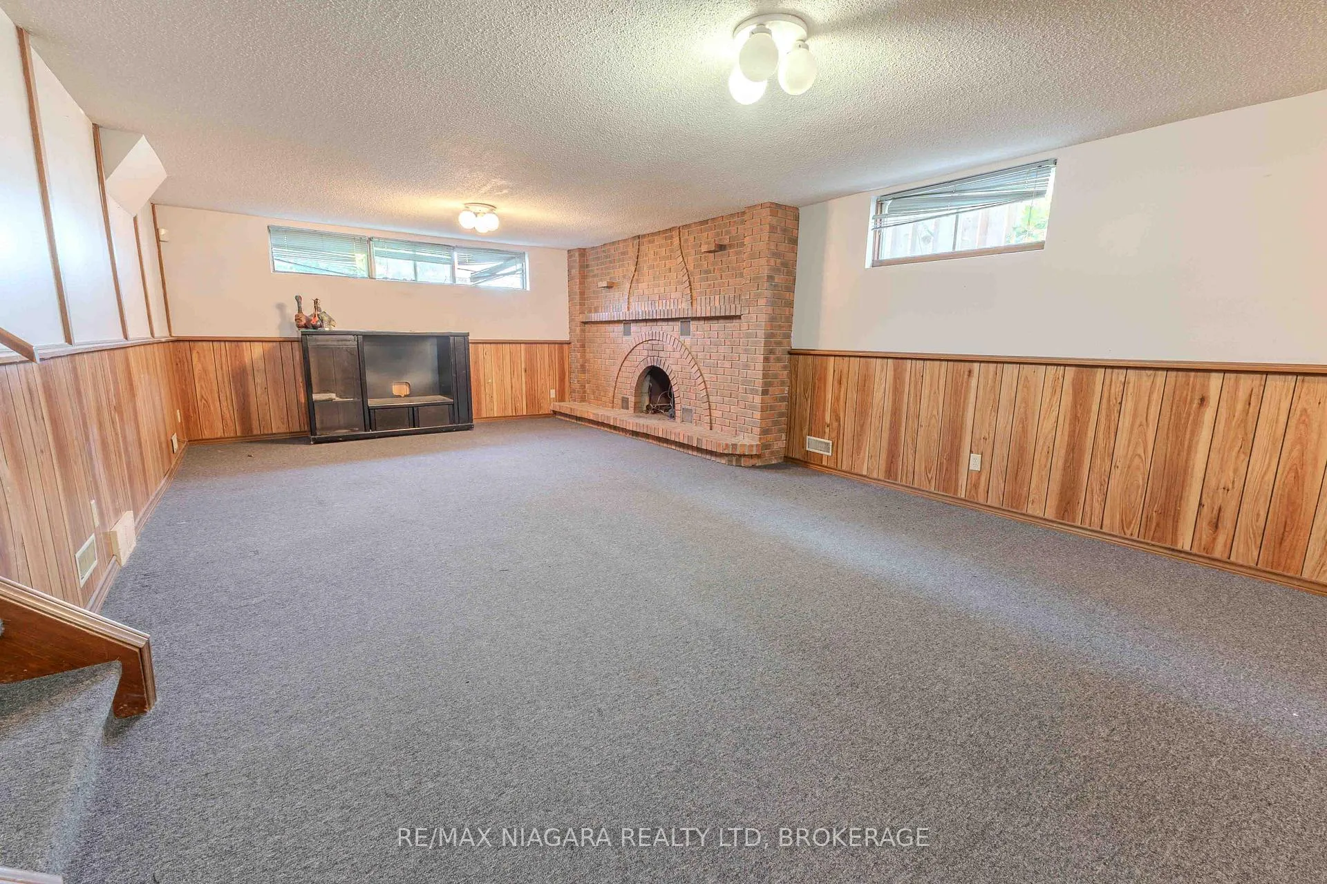 Photo 35 of 28 Tanera Crescent, St. Catharines, Carlton/Bunting — HOMEH