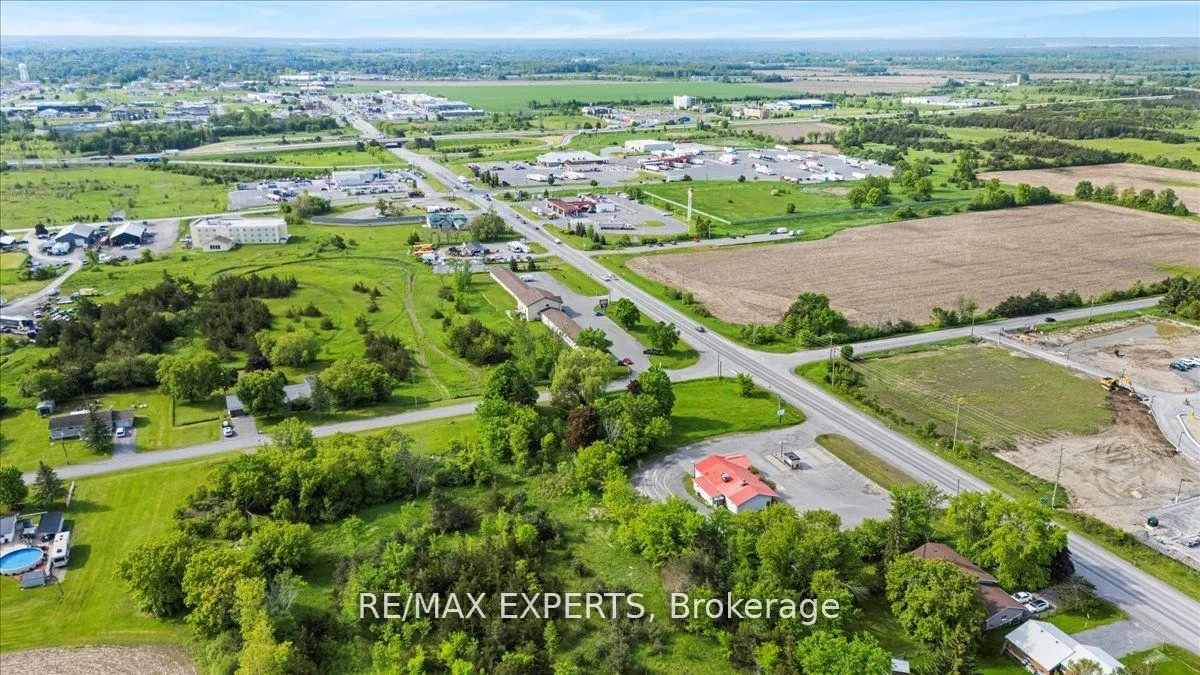 Photo 8 of 19 Vanluven Road, Greater Napanee — HOMEH
