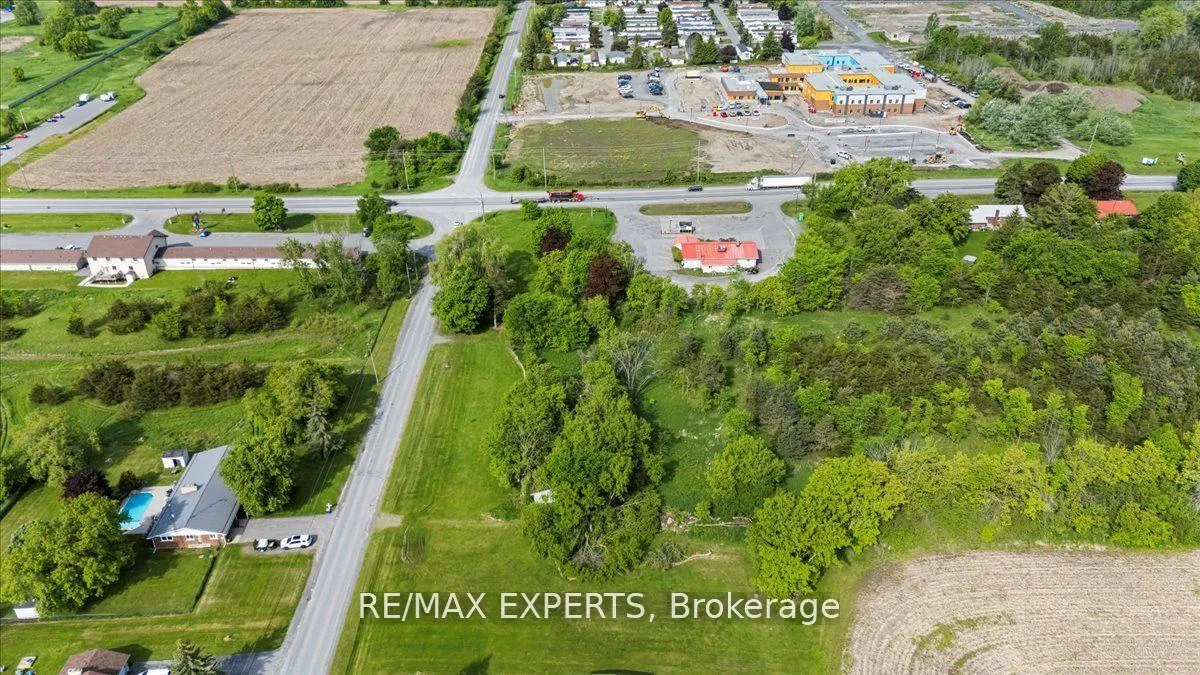 Photo 9 of 19 Vanluven Road, Greater Napanee — HOMEH