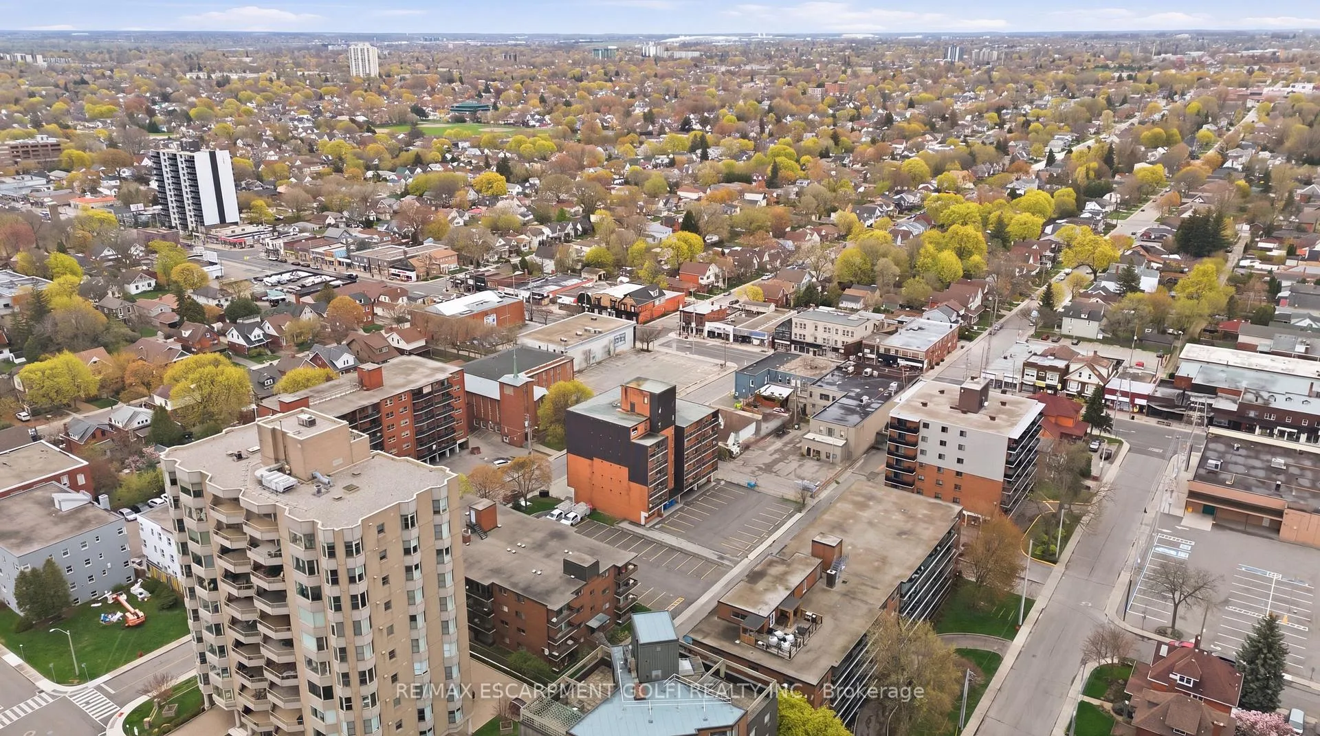 Photo 27 of Unit 303, 30 Summit Avenue, Hamilton, Eastmount — HOMEH